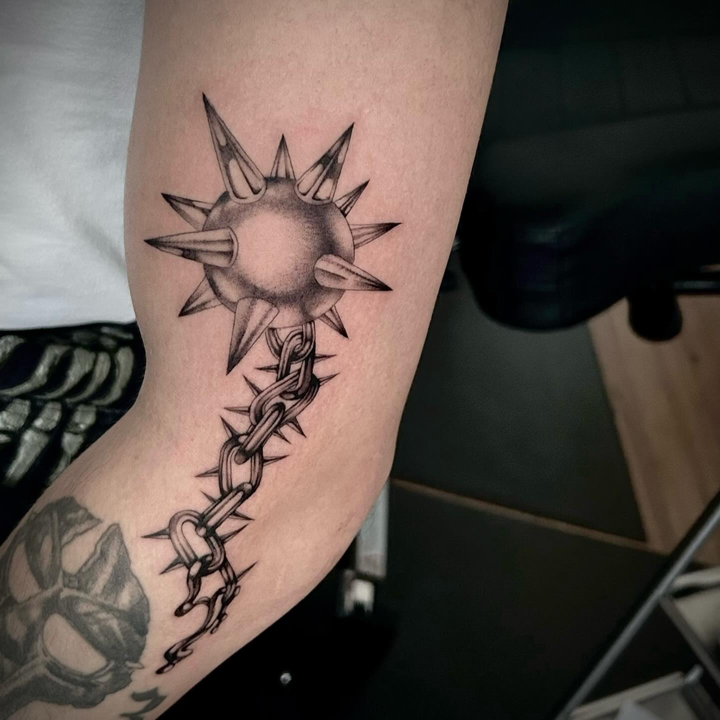 Tattoo by @jonny_elliott_phx β black_and_grey, geometric