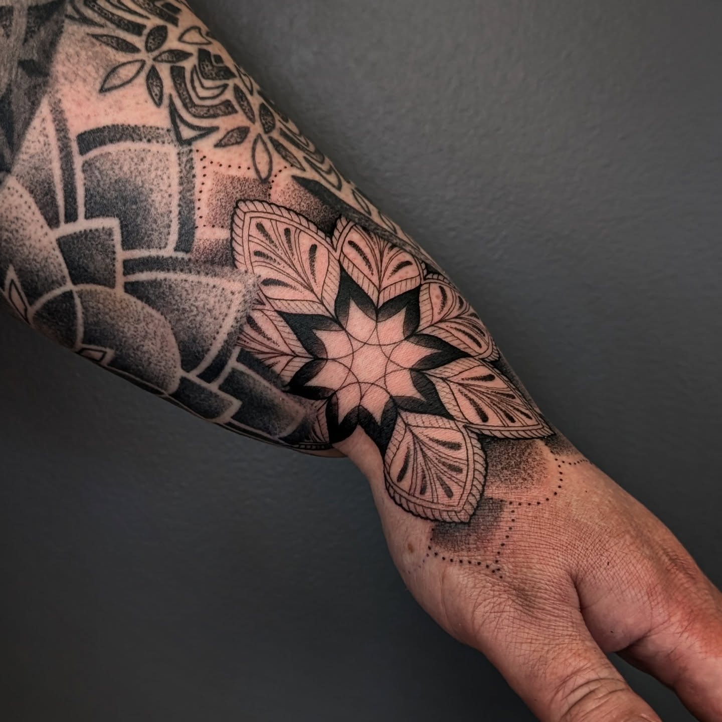 Tattoo by @spritesup β dotwork, geometric