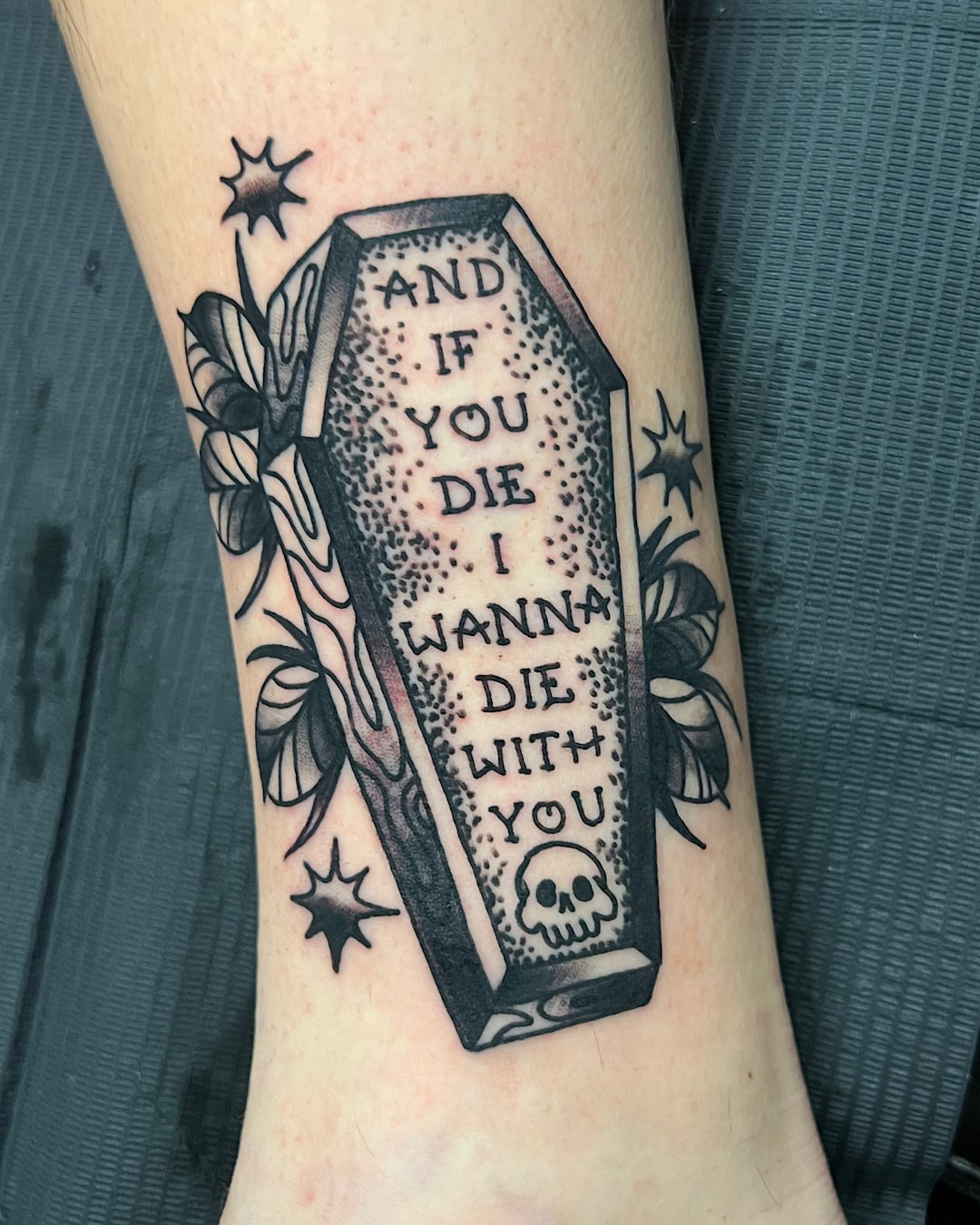 Tattoo by @shannonkeeleyy — dotwork, black_and_grey