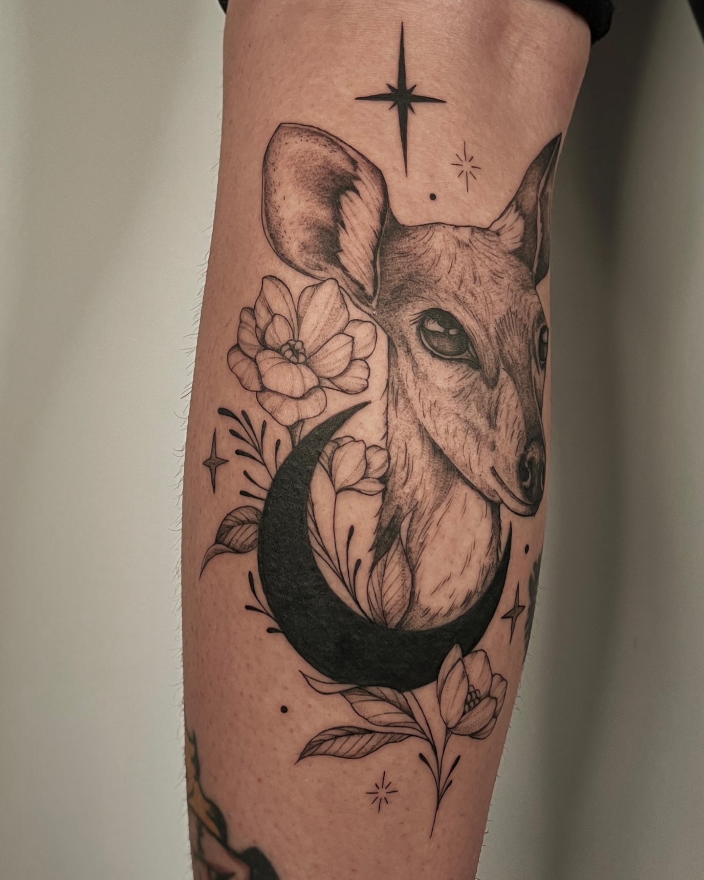 Tattoo by @mikaylasuetattoo — black_and_grey, realism