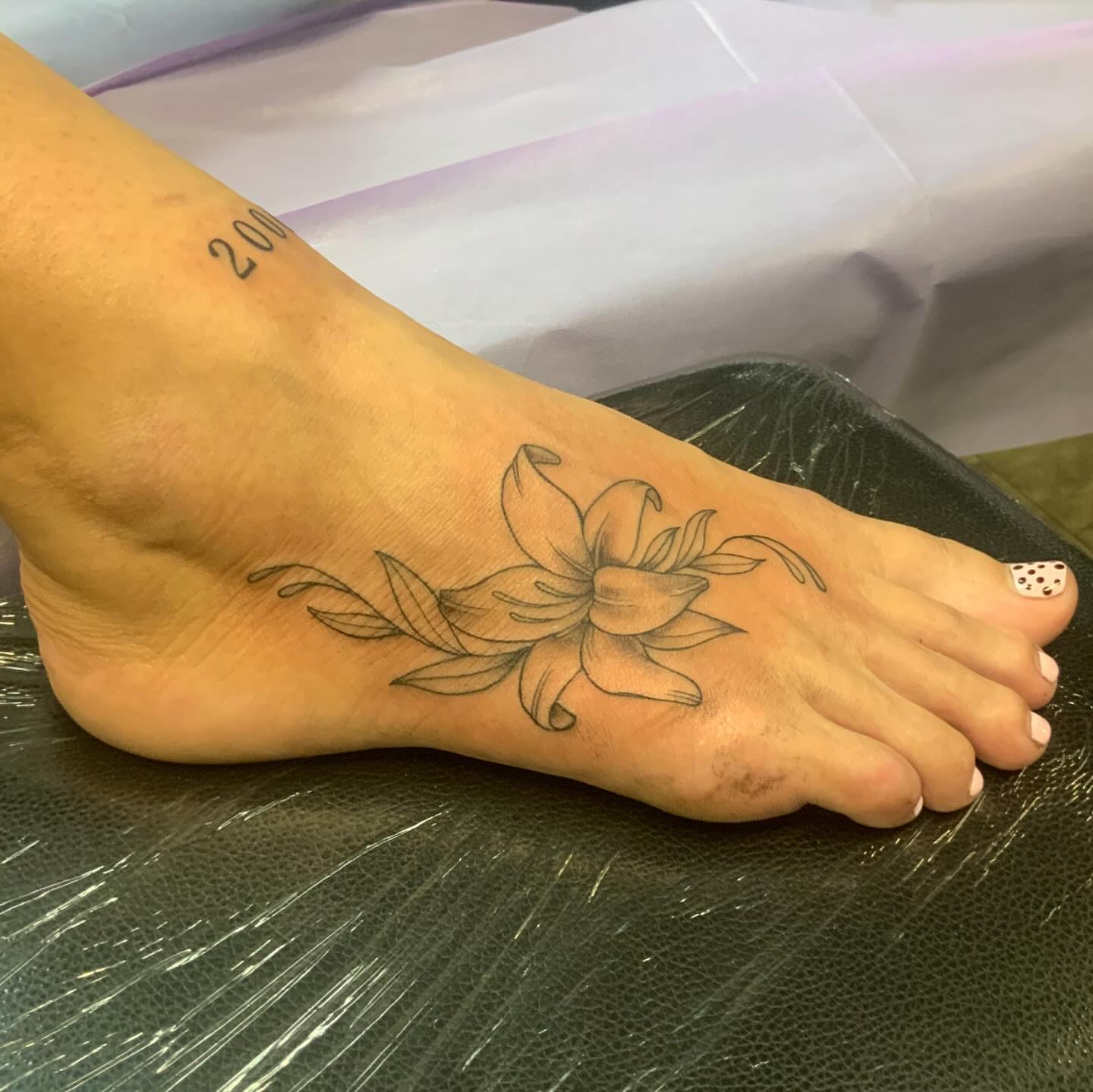 Tattoo by @electricpagan — black_and_grey