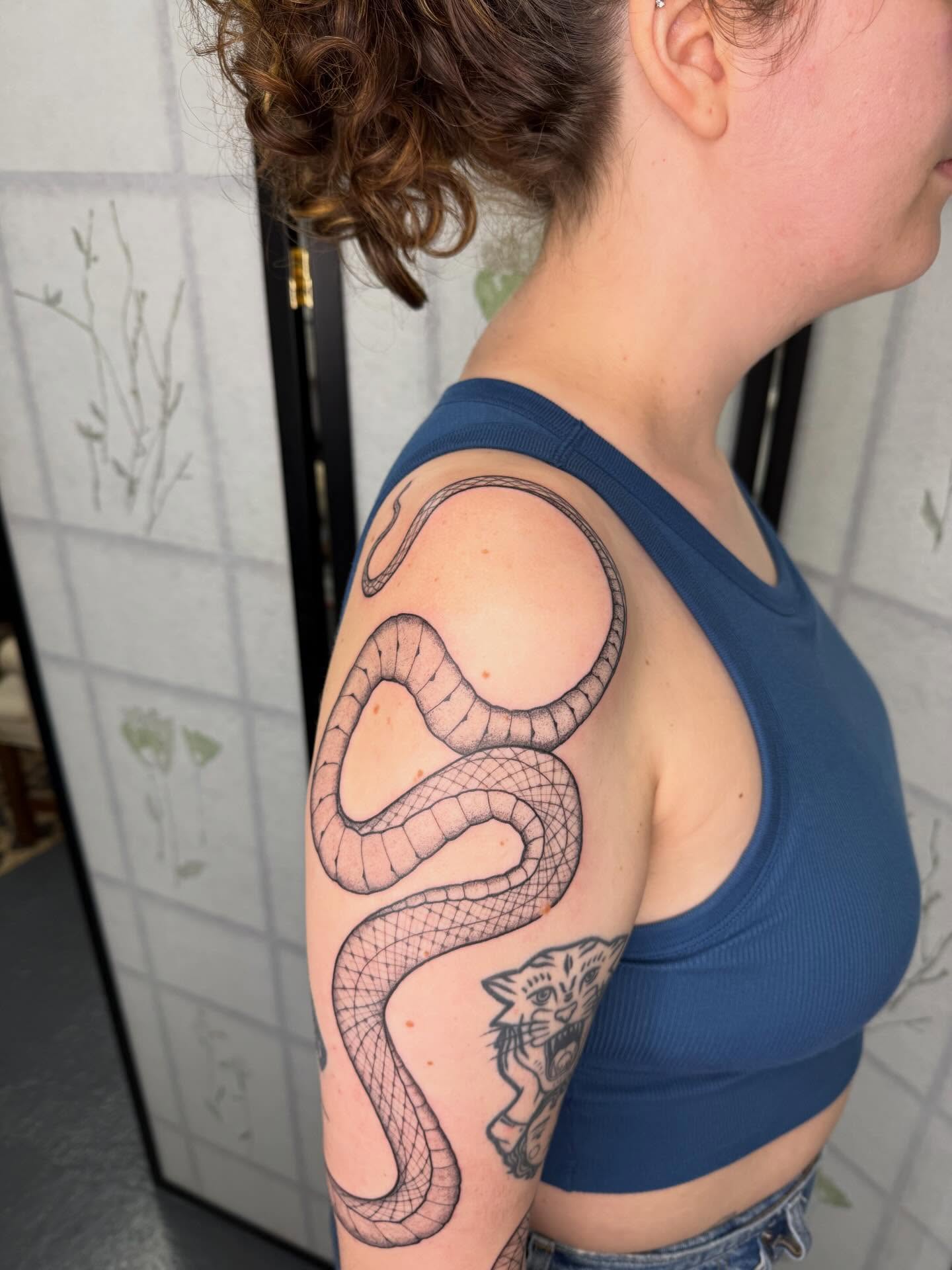 Tattoo by @noelle_adrienne — black_and_grey