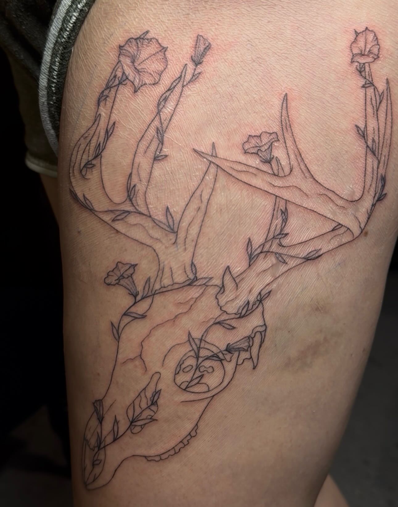 Tattoo by @tats.by.possum — black_and_grey