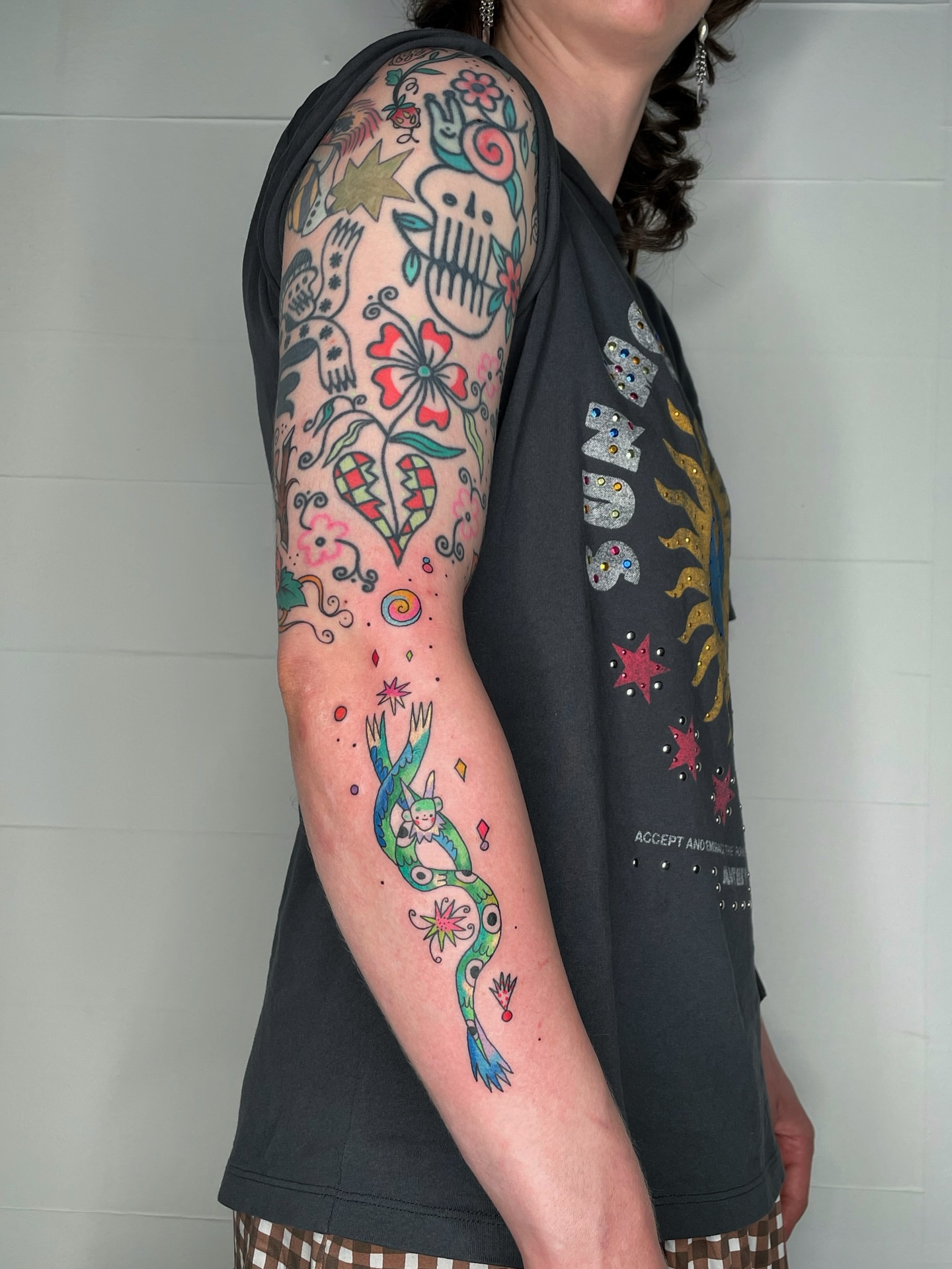 Tattoo by @youniseaweed — new_school, illustrative