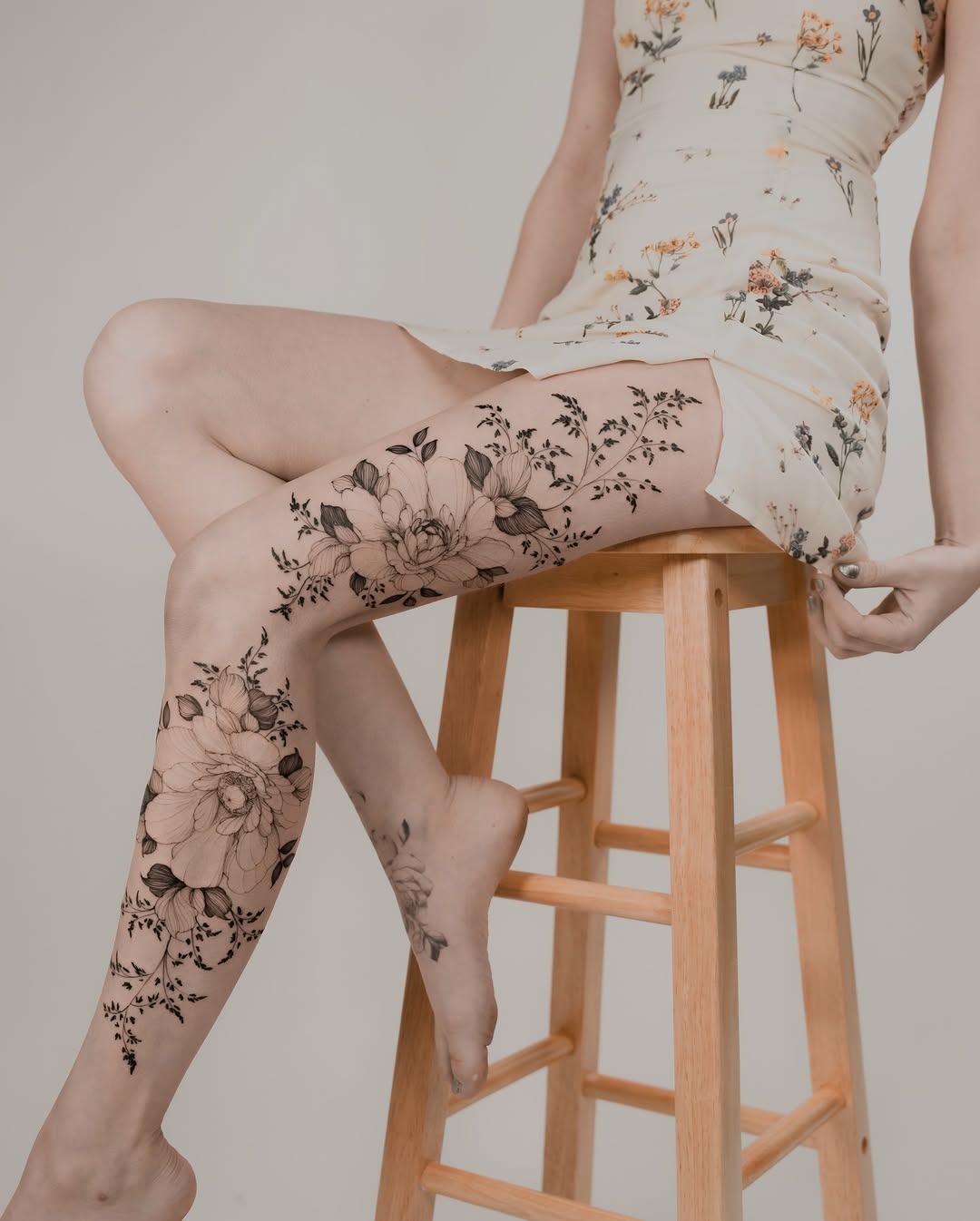 Sketch tattoo on the leg by Marek