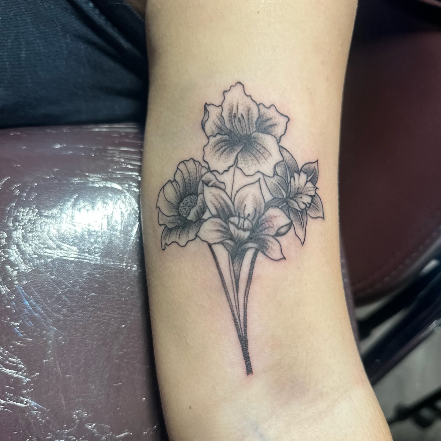 Tattoo by @gypsyoutlawart — black_and_grey