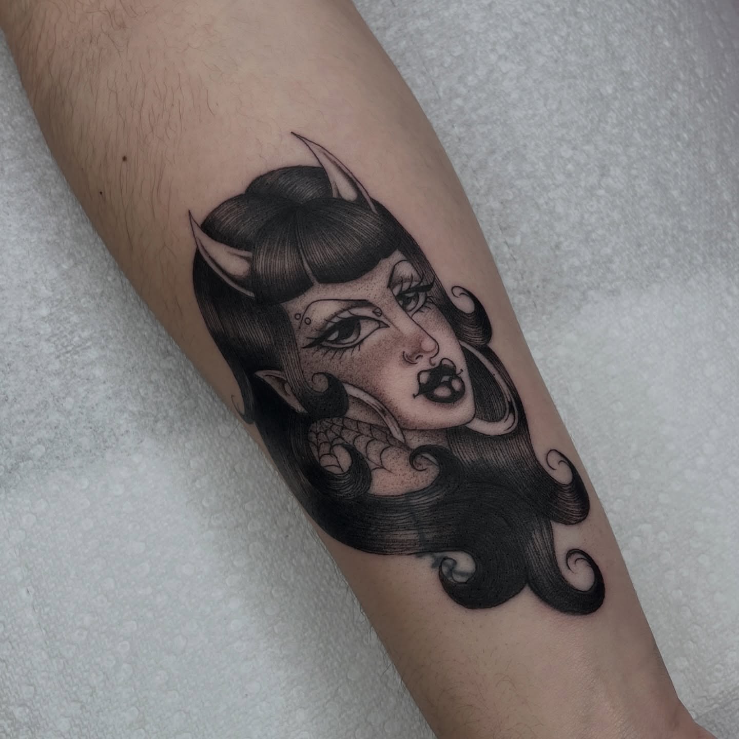 Tattoo by @ashleyworldpeace — black_and_grey