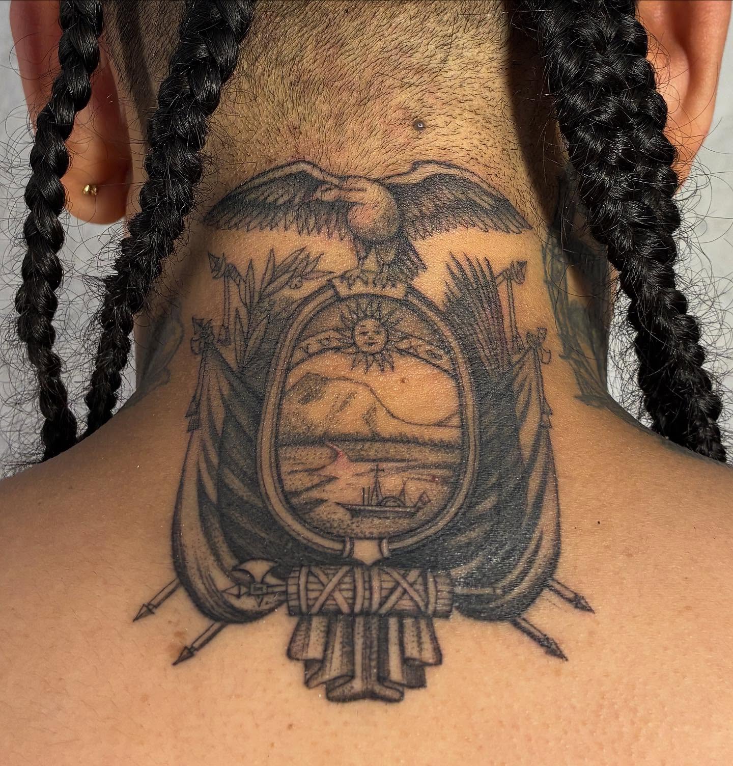 Tattoo by @tatubuny — black_and_grey