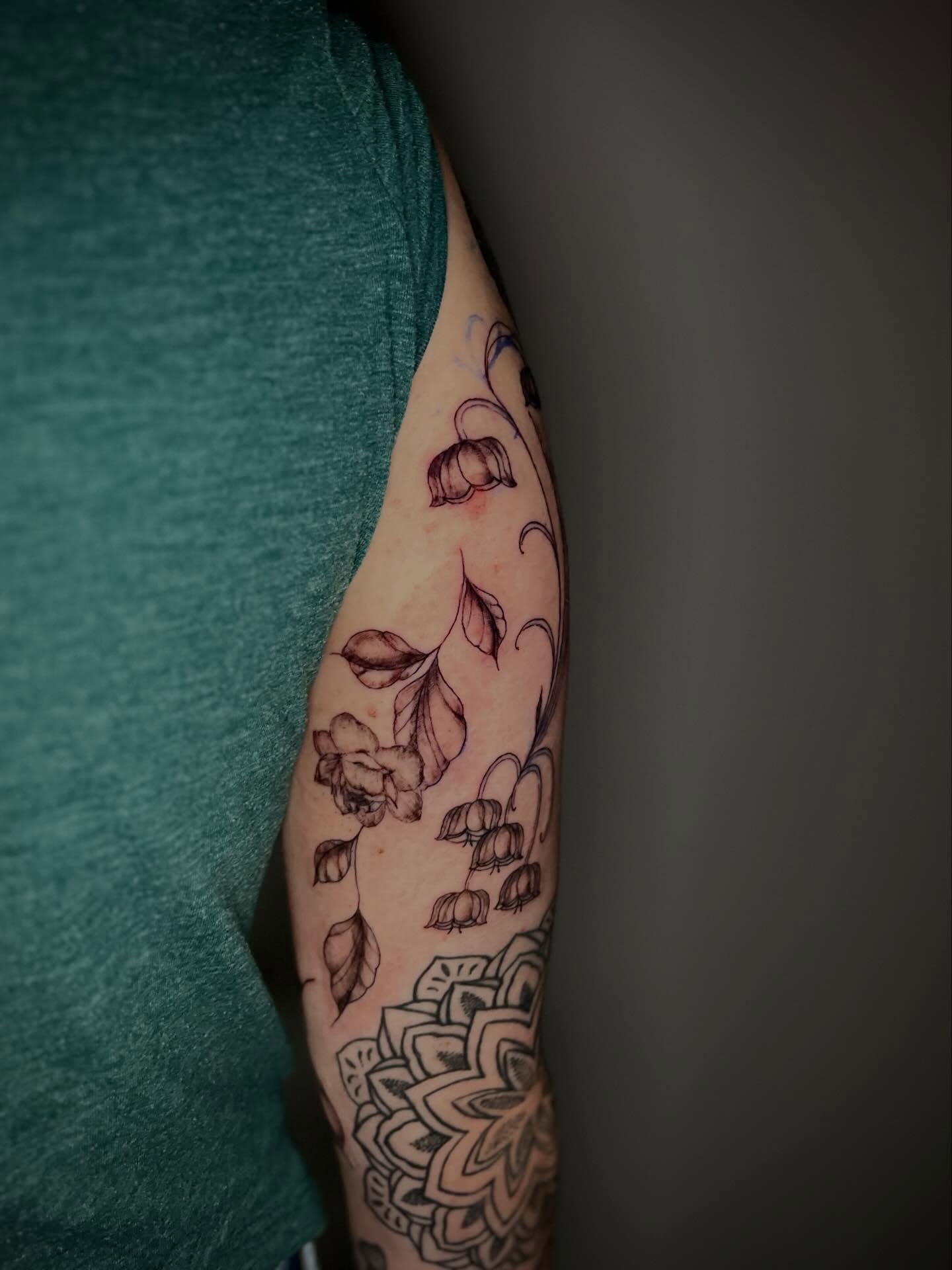 Floral mandala dotwork tattoo on the forearm by Cat girl tattoo