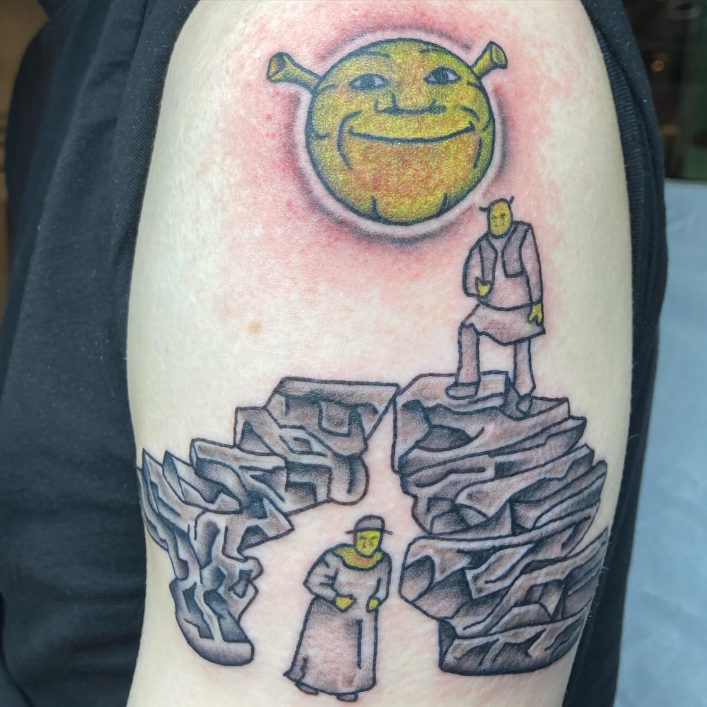 Tattoo by @queendaddytattoos — dotwork, realism