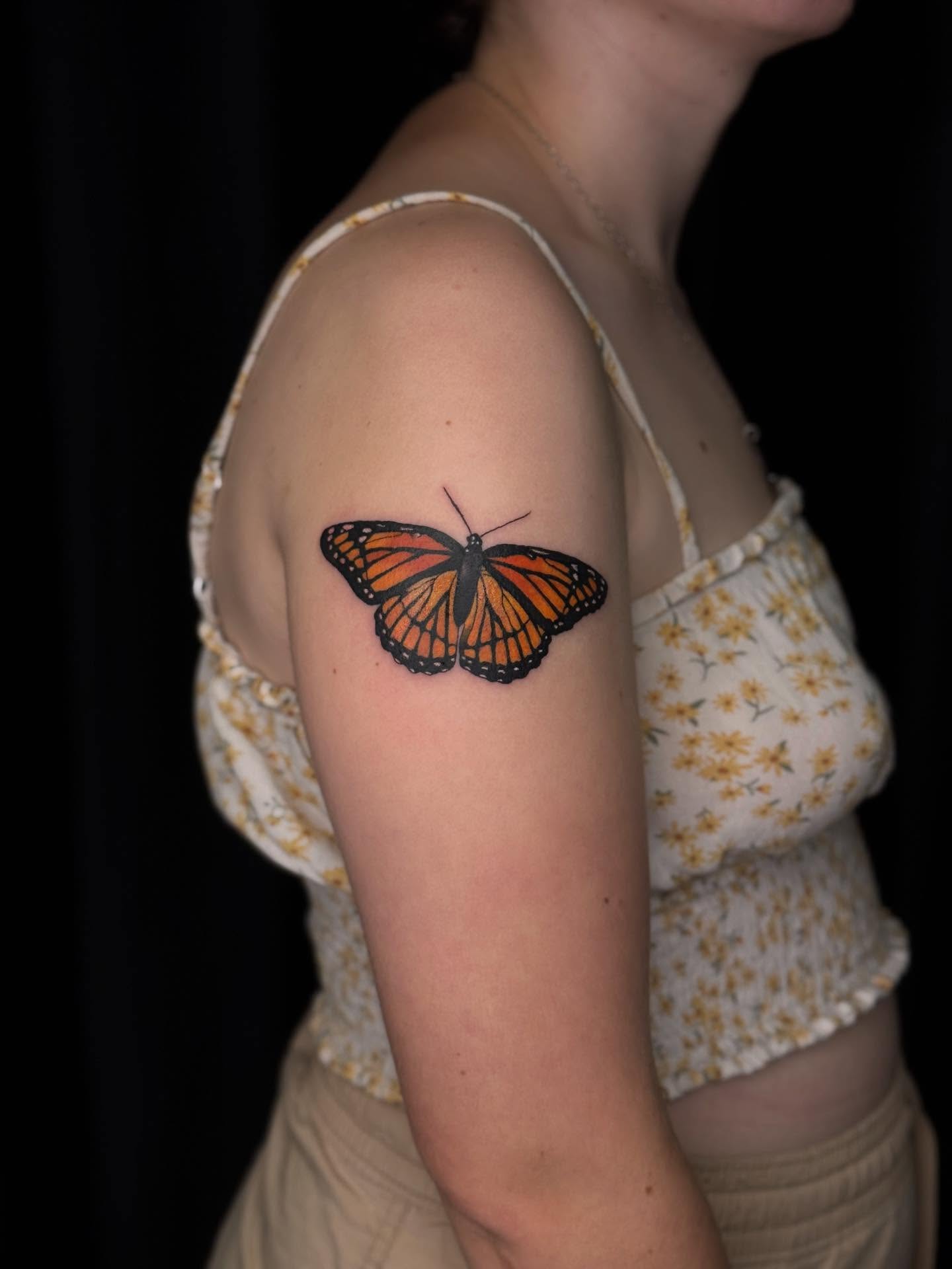 Monarch butterfly realism tattoo on the upper arm by Ashley Hsiung *Panda*