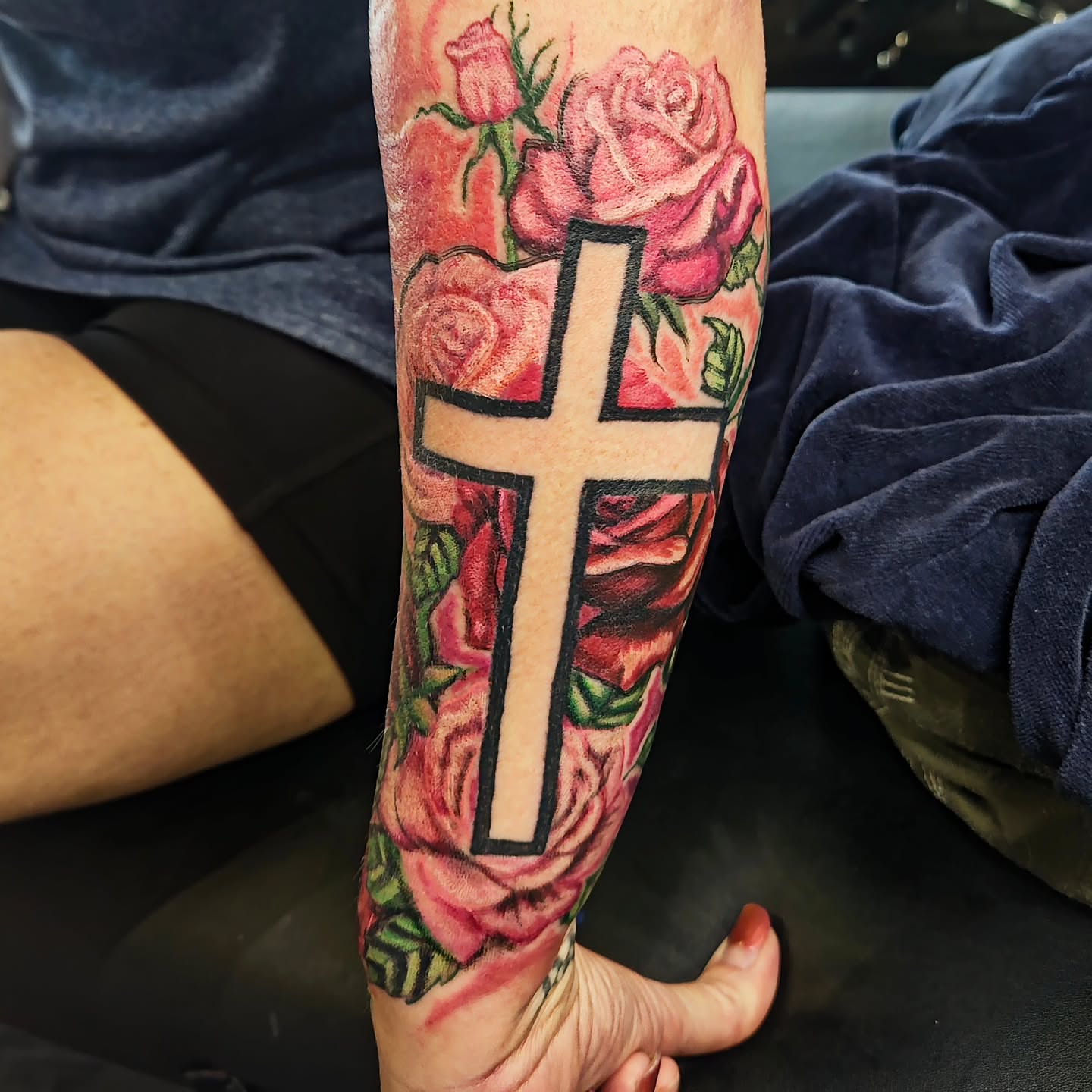 Cross and roses neo-traditional tattoo on the forearm by Angie Griffith 🥰, Glendale, Arizona
