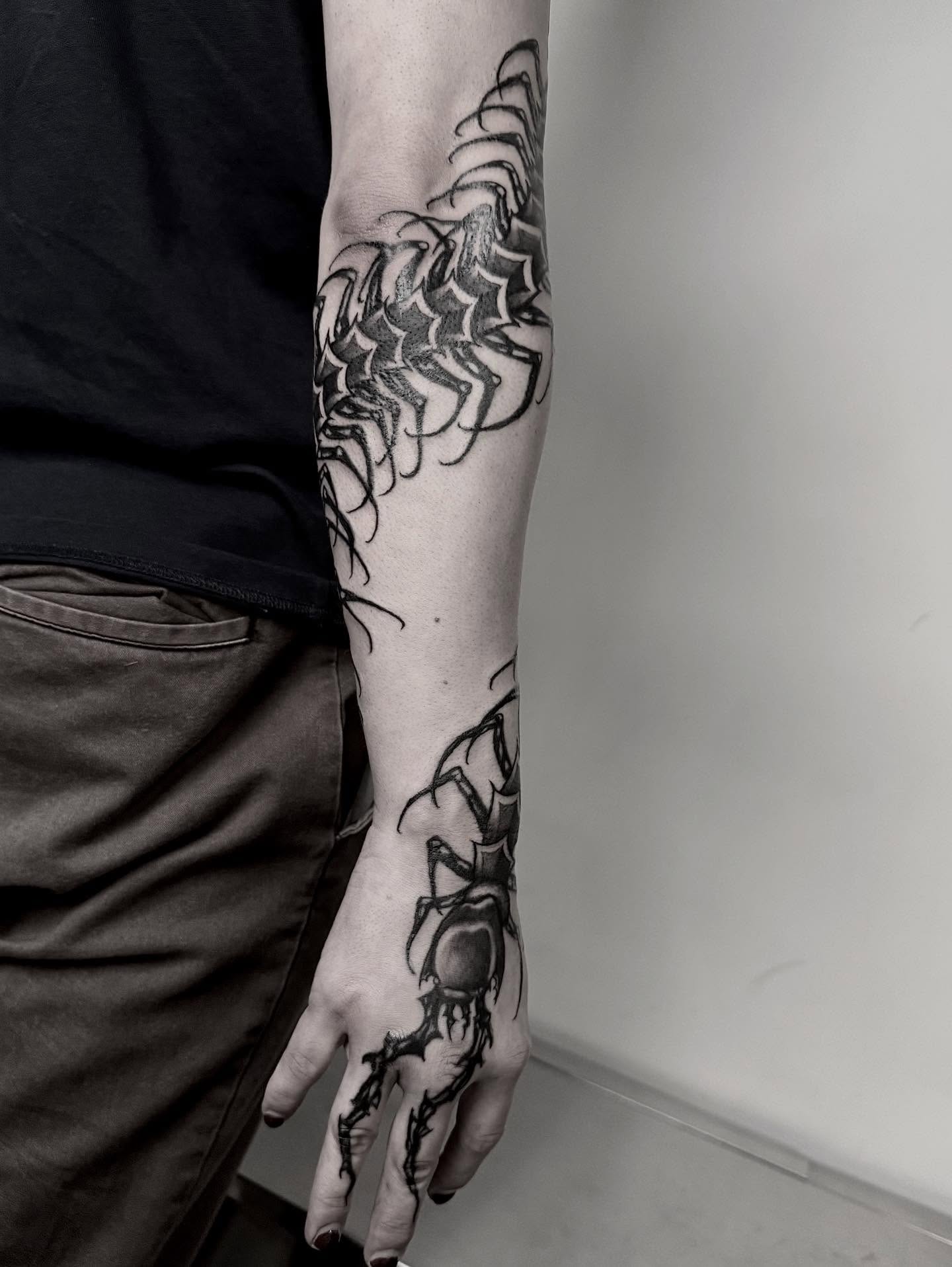 Tattoo by @gutsandink — black_and_grey