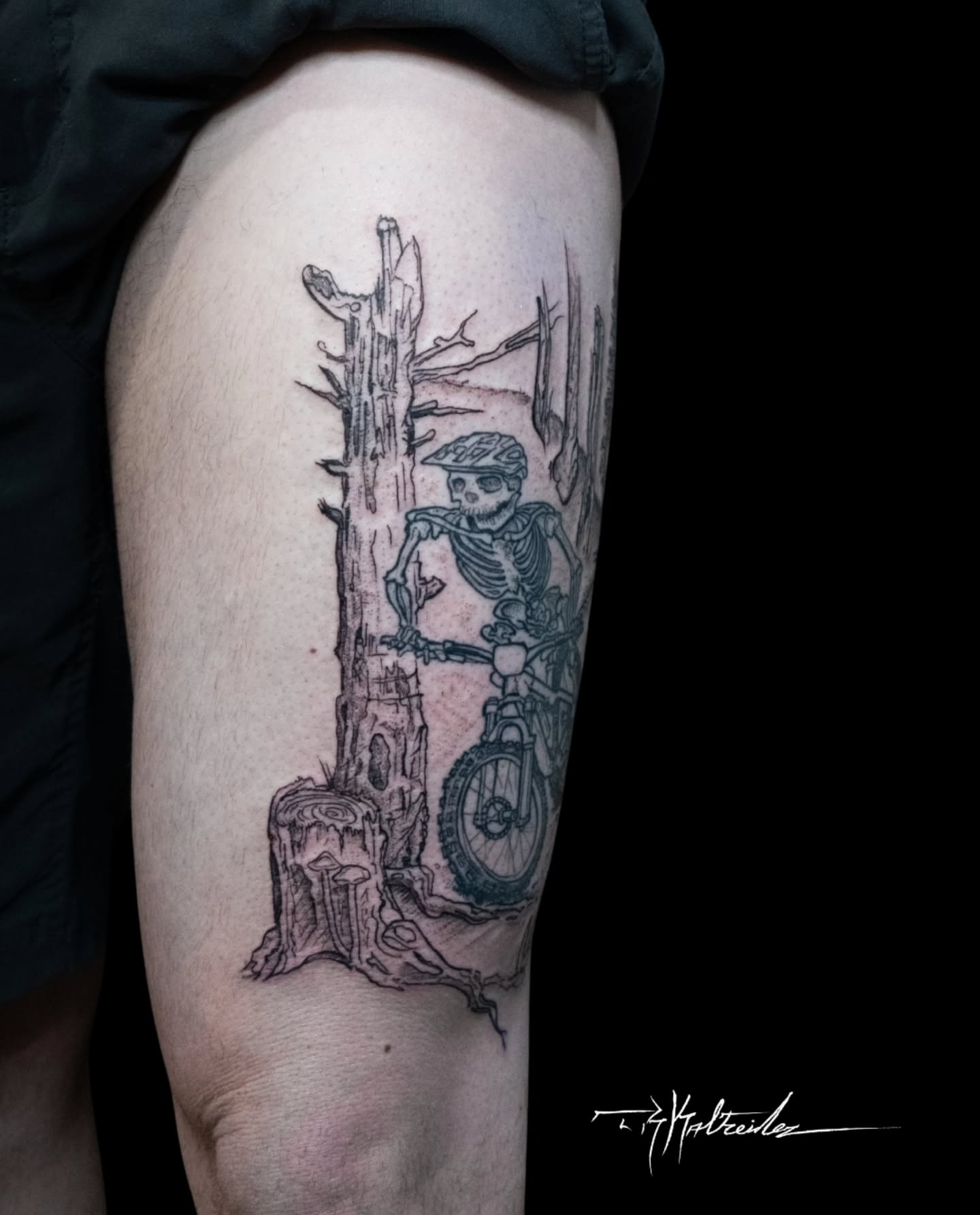 Tattoo by @trkaltreider — black_and_grey, realism