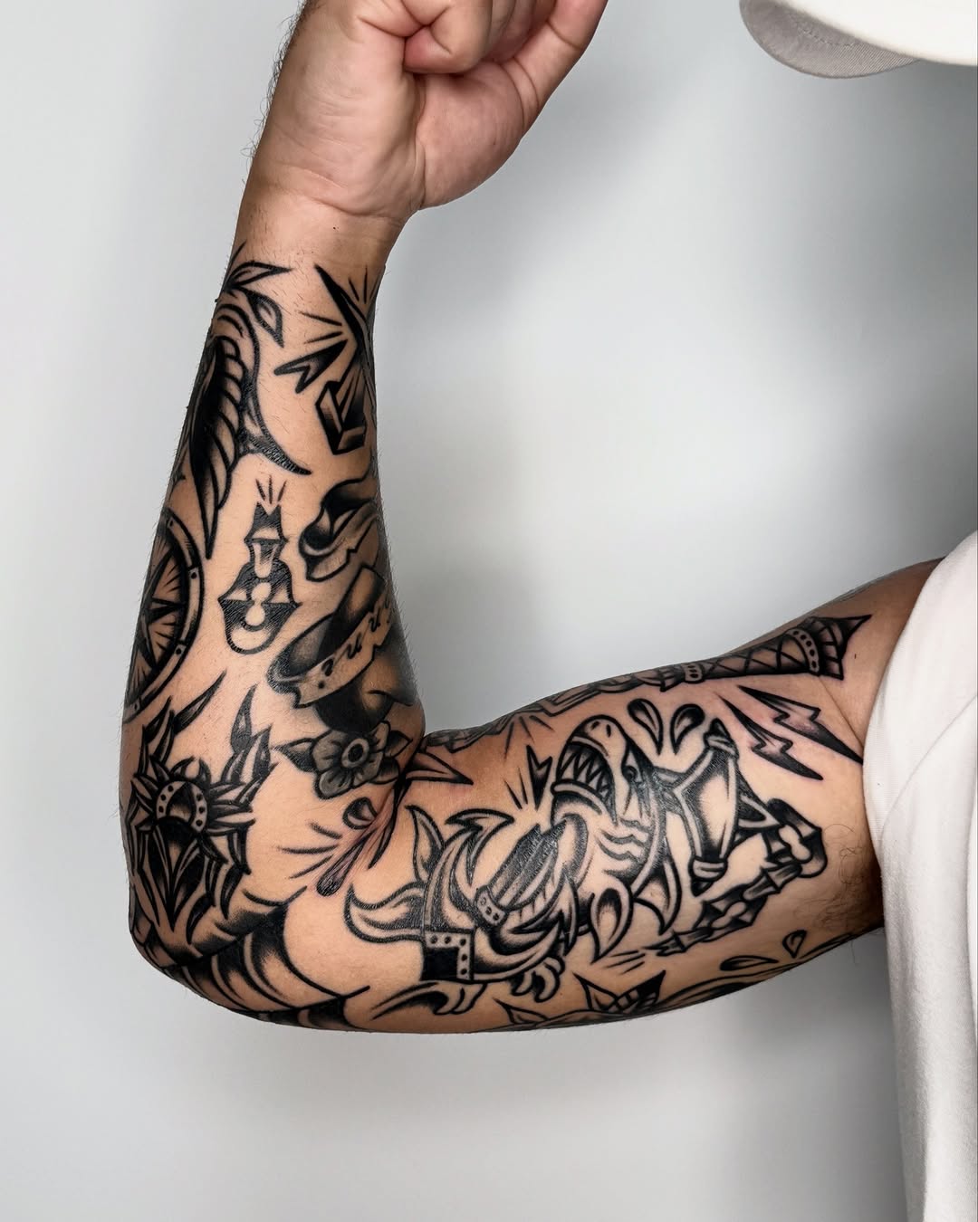 Tattoo by @allo_tattooer — american_traditional