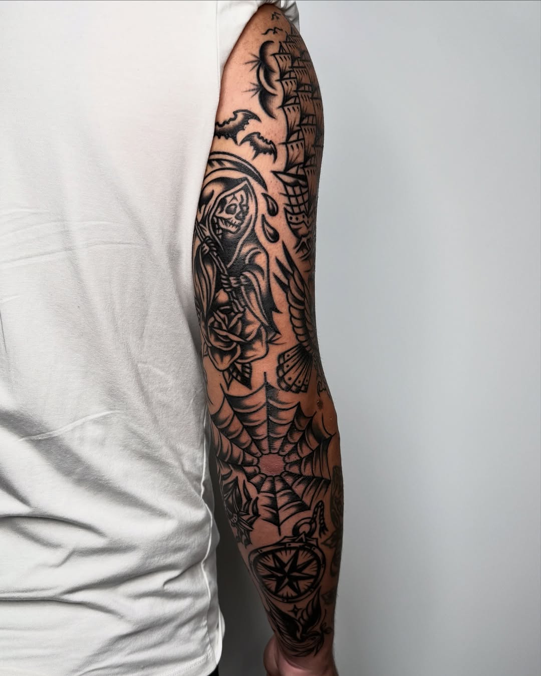 Tattoo by @allo_tattooer — american_traditional, black_and_grey