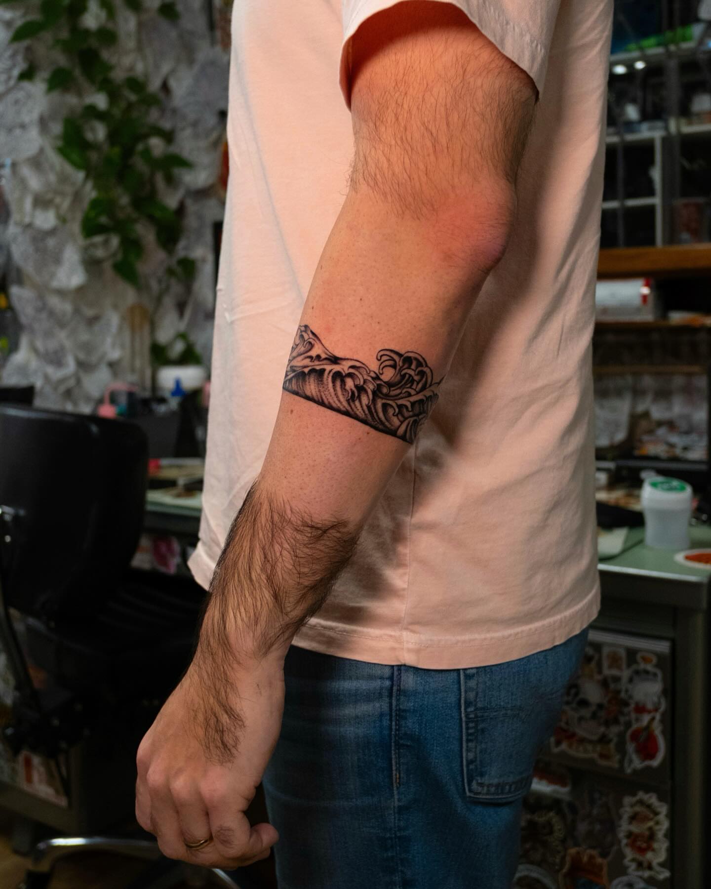 Tattoo by @julinestattoo — black_and_grey
