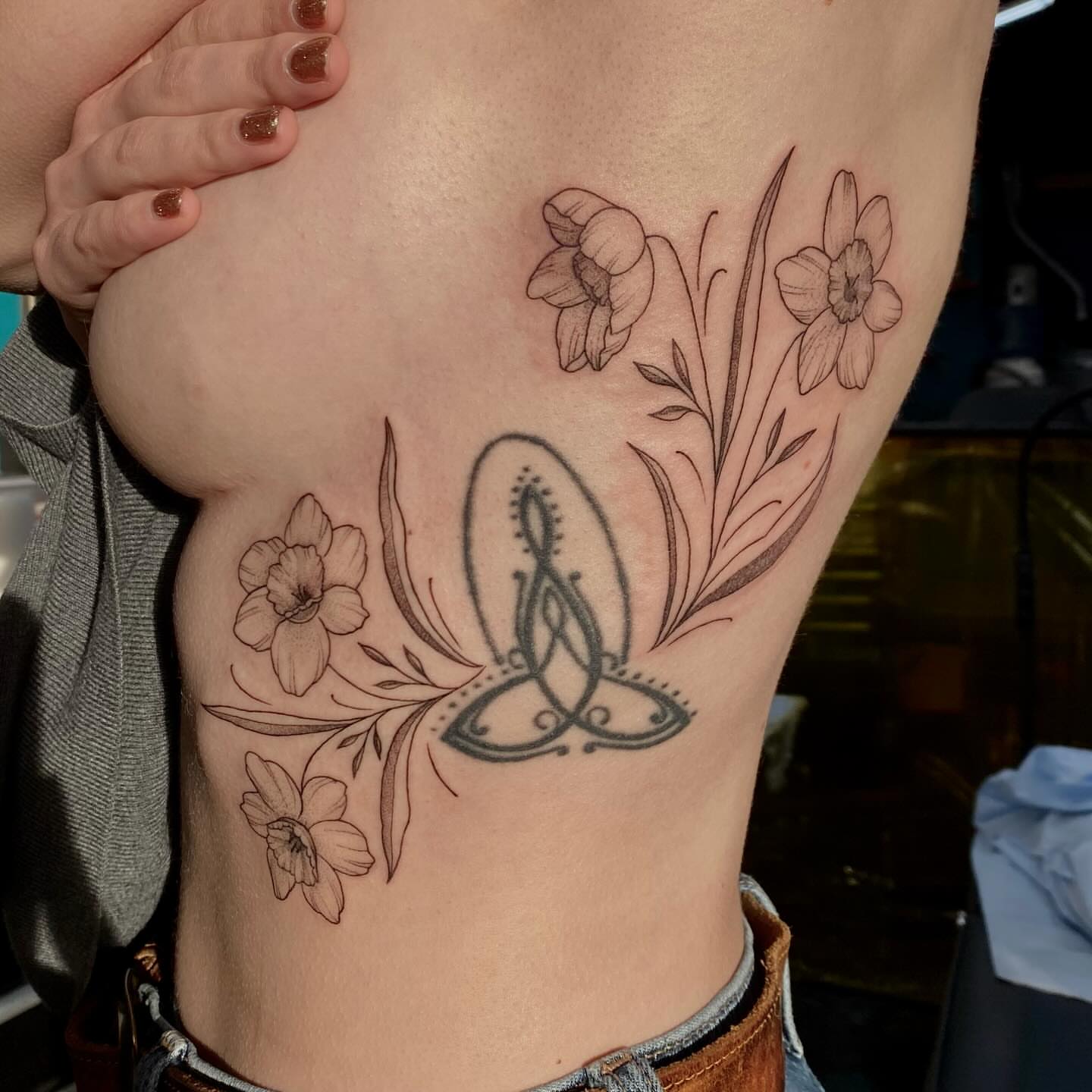 Tattoo by @emmaleighrosetattoos — black_and_grey, geometric
