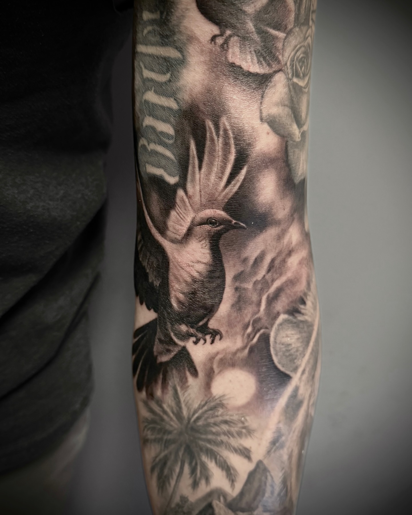 Tattoo by @katherinatattoos โ black_and_grey, realism