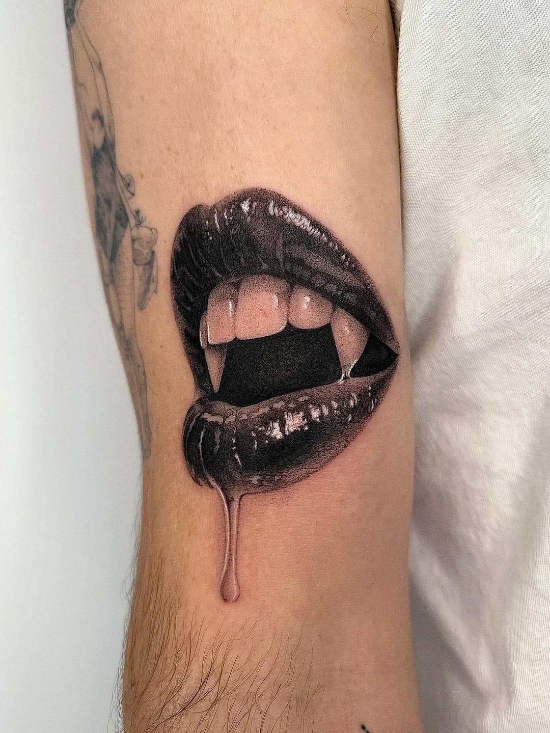 Tattoo by @jenniferpalomaa — realism, black_and_grey