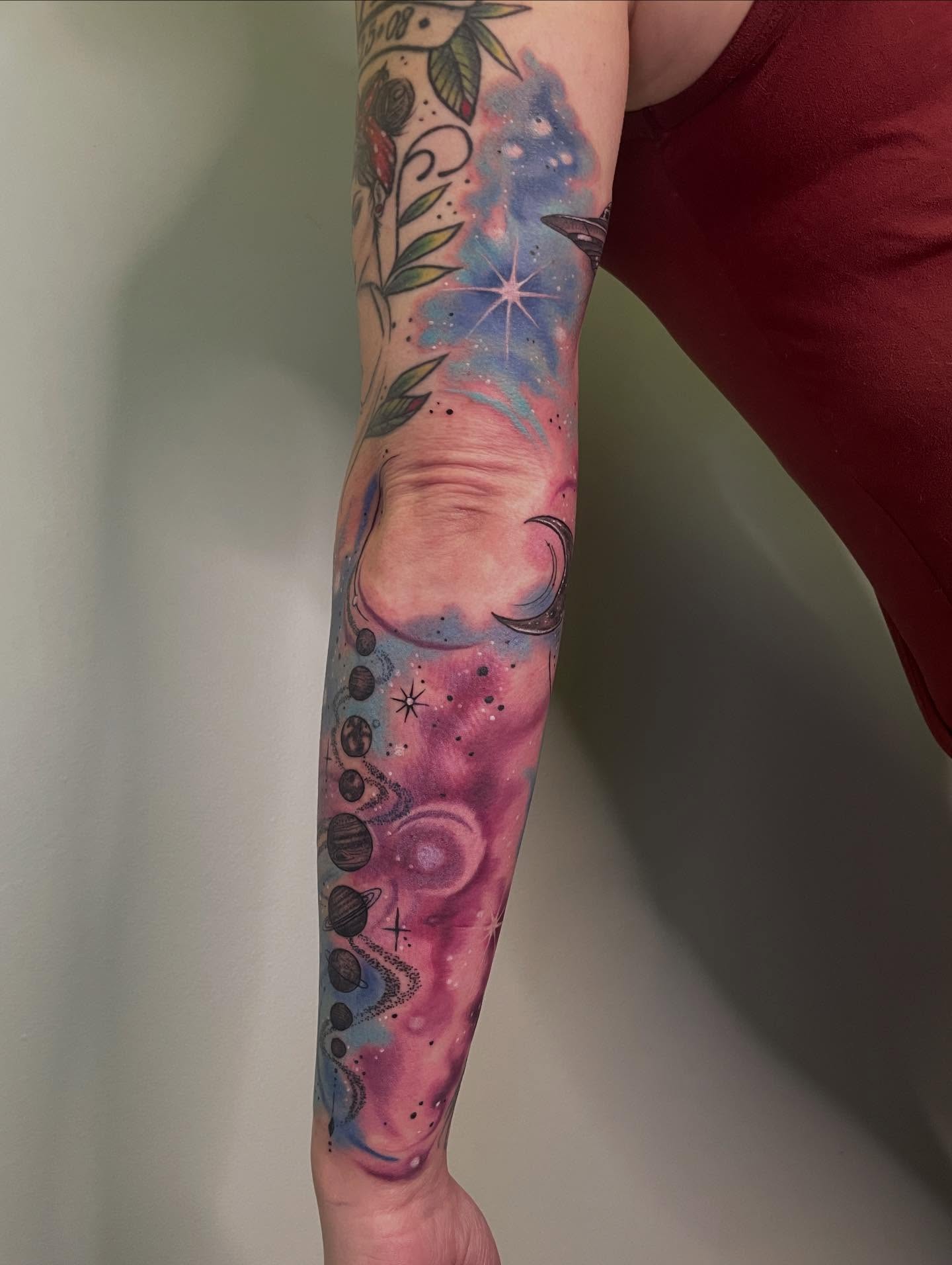 Tattoo by @karenm_tattoos — dotwork, watercolor