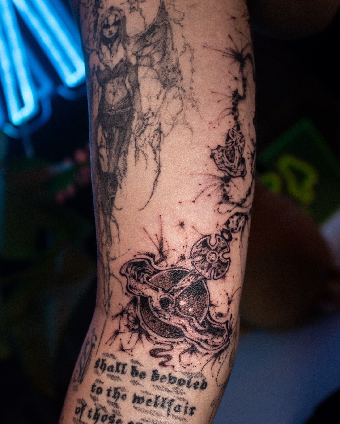 Mechanical device dotwork tattoo on the forearm by мια ѕυη