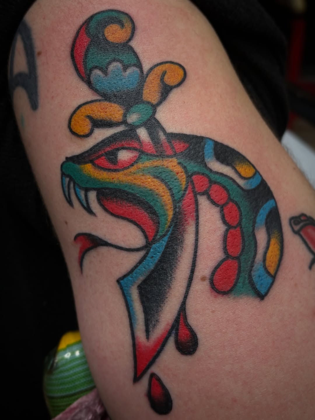 Tattoo by @losgonzaleztattoo — american_traditional