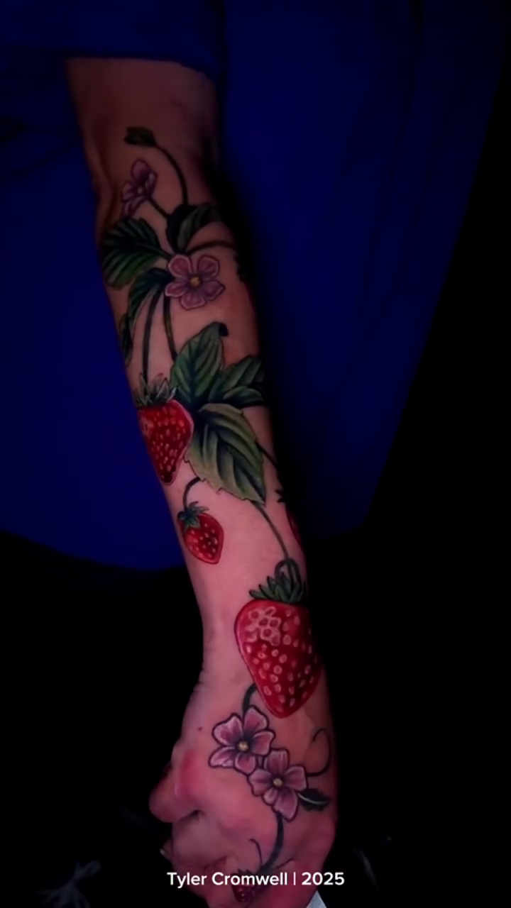 Tattoo by @kreativejuices13 — realism, color