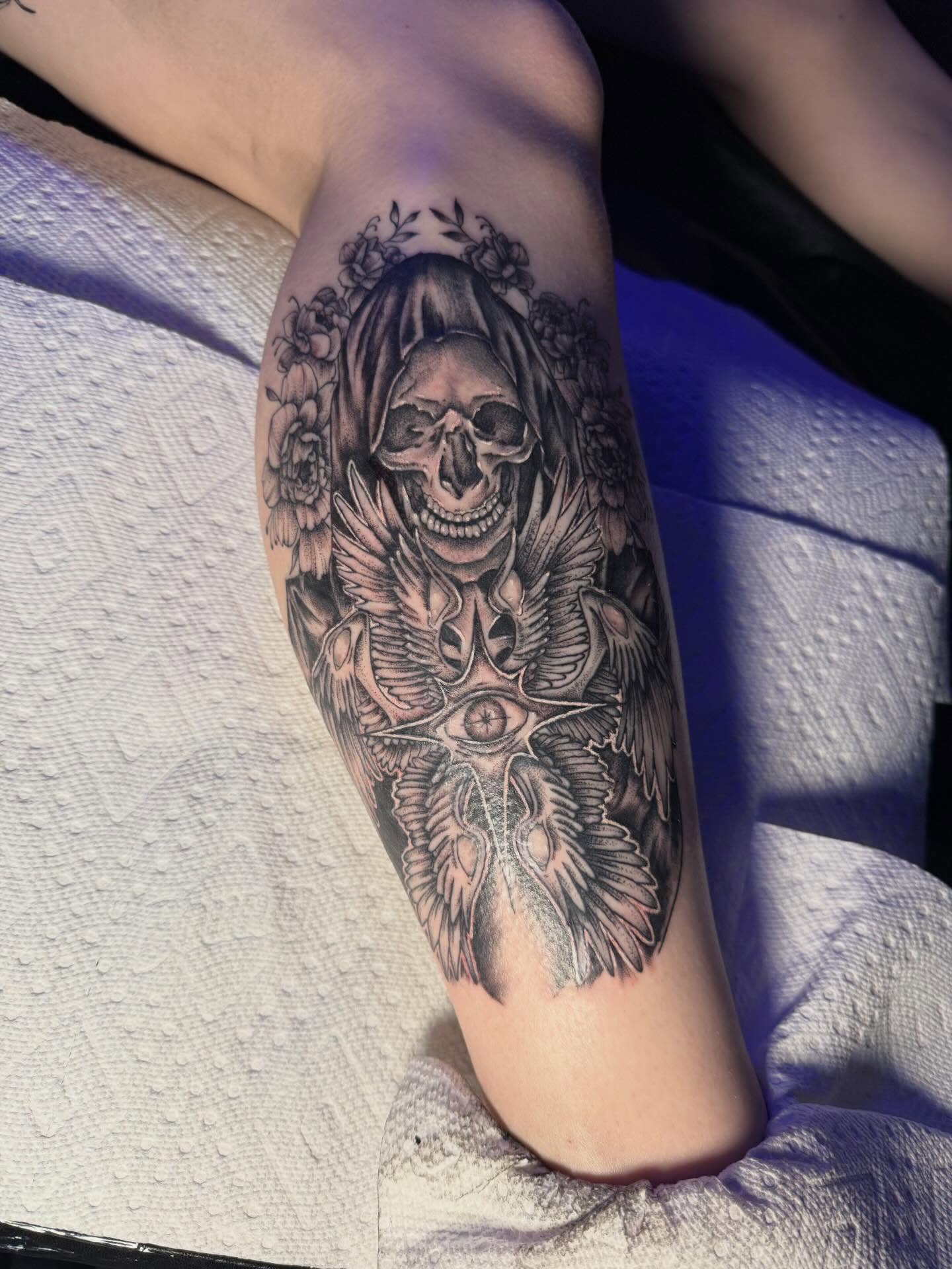 Skull with wings realism tattoo on the forearm by amelia morse ⋆。°✩ mi tattoo artist