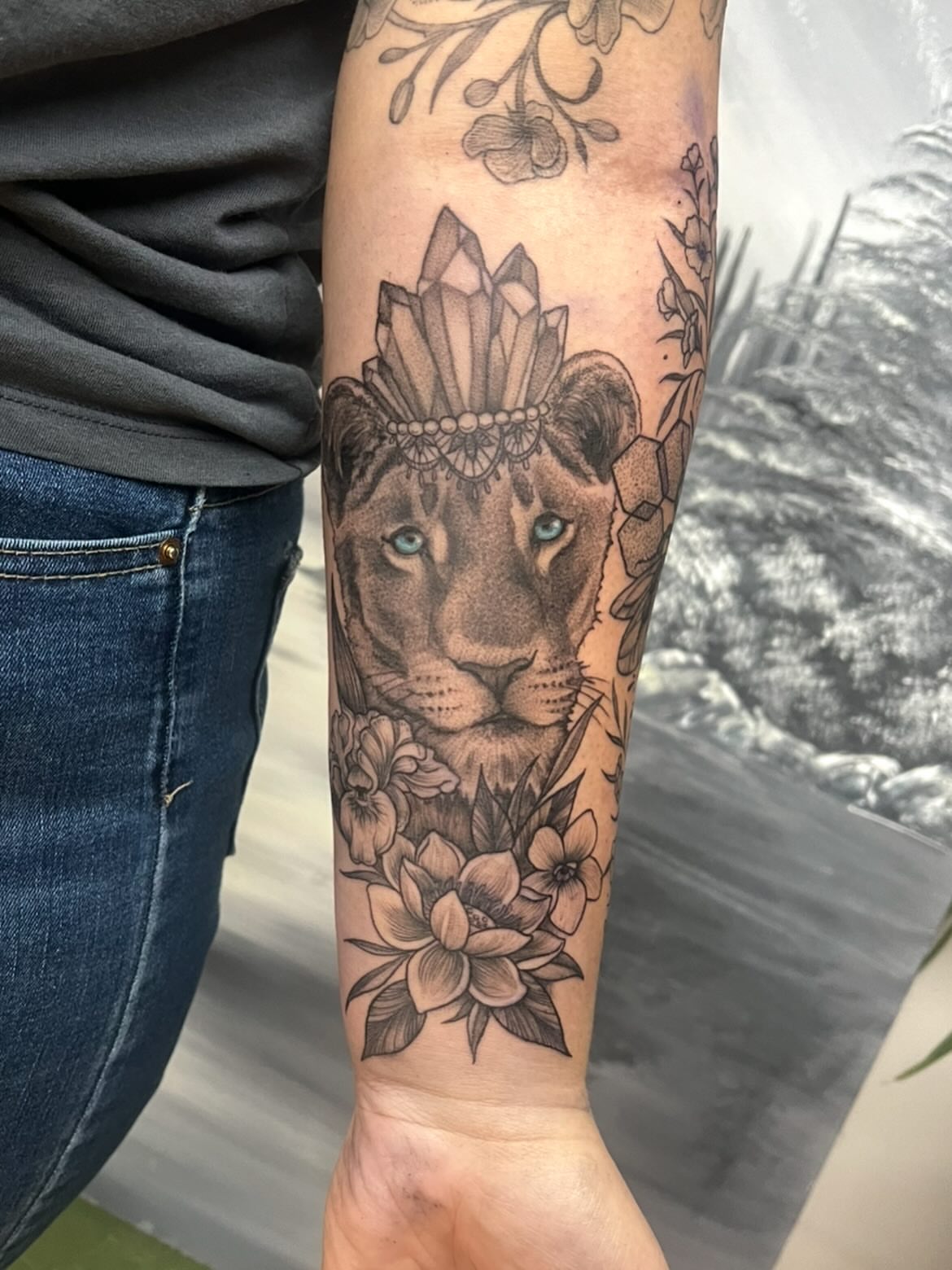 Tattoo by @jazzyhandswpg — black_and_grey, realism