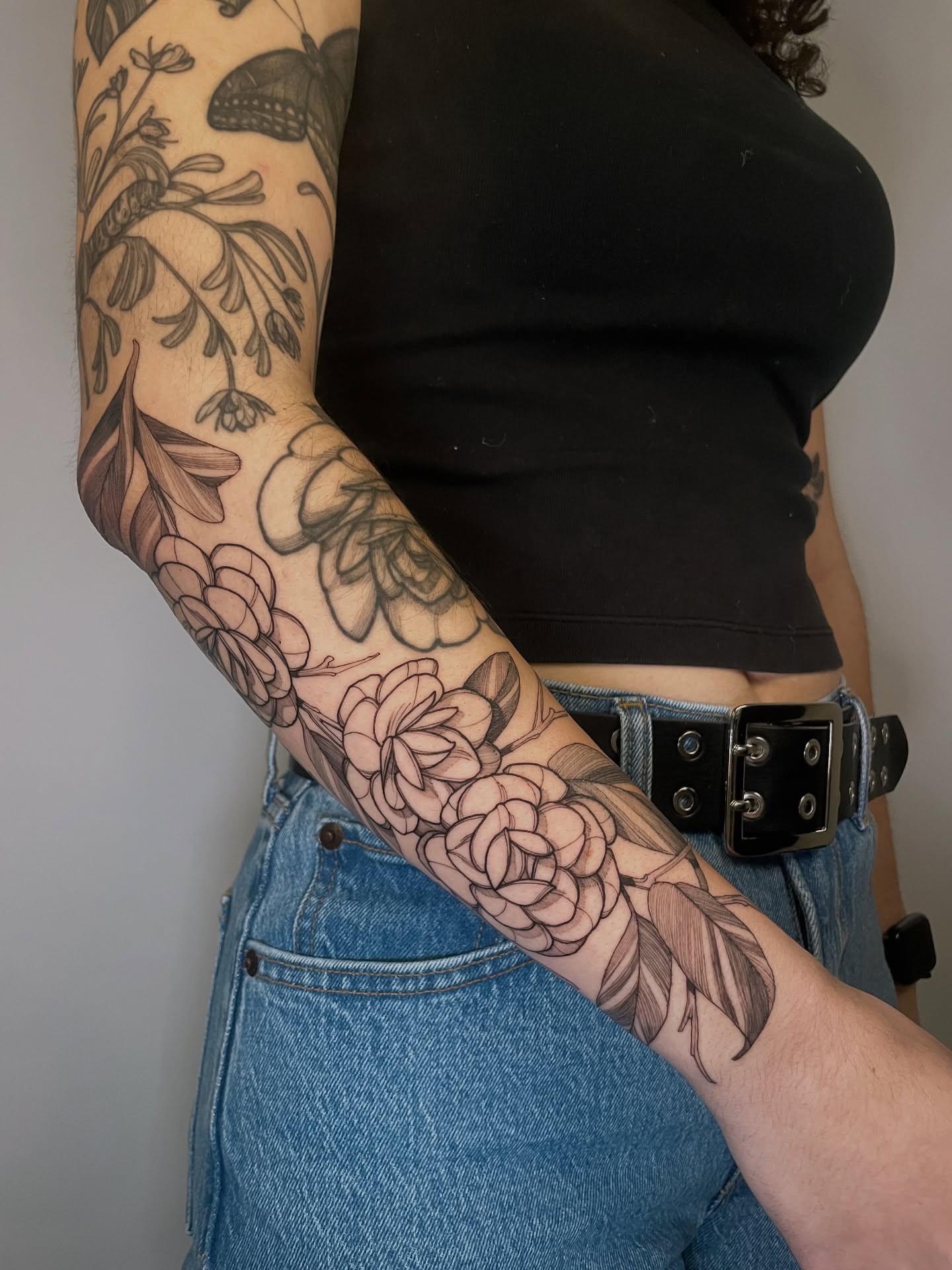 Tattoo by @caroljackytattoos — black_and_grey