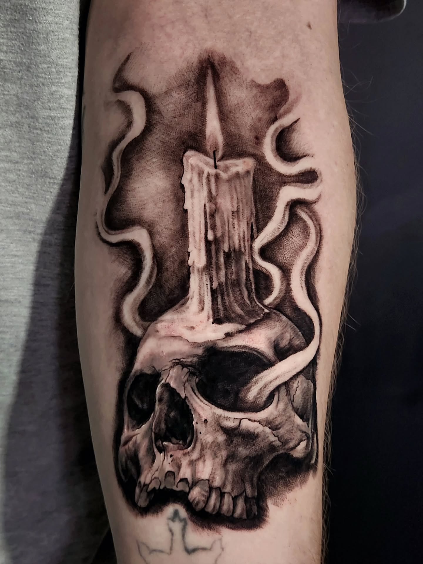Tattoo by @krystersanchez — black_and_grey, realism