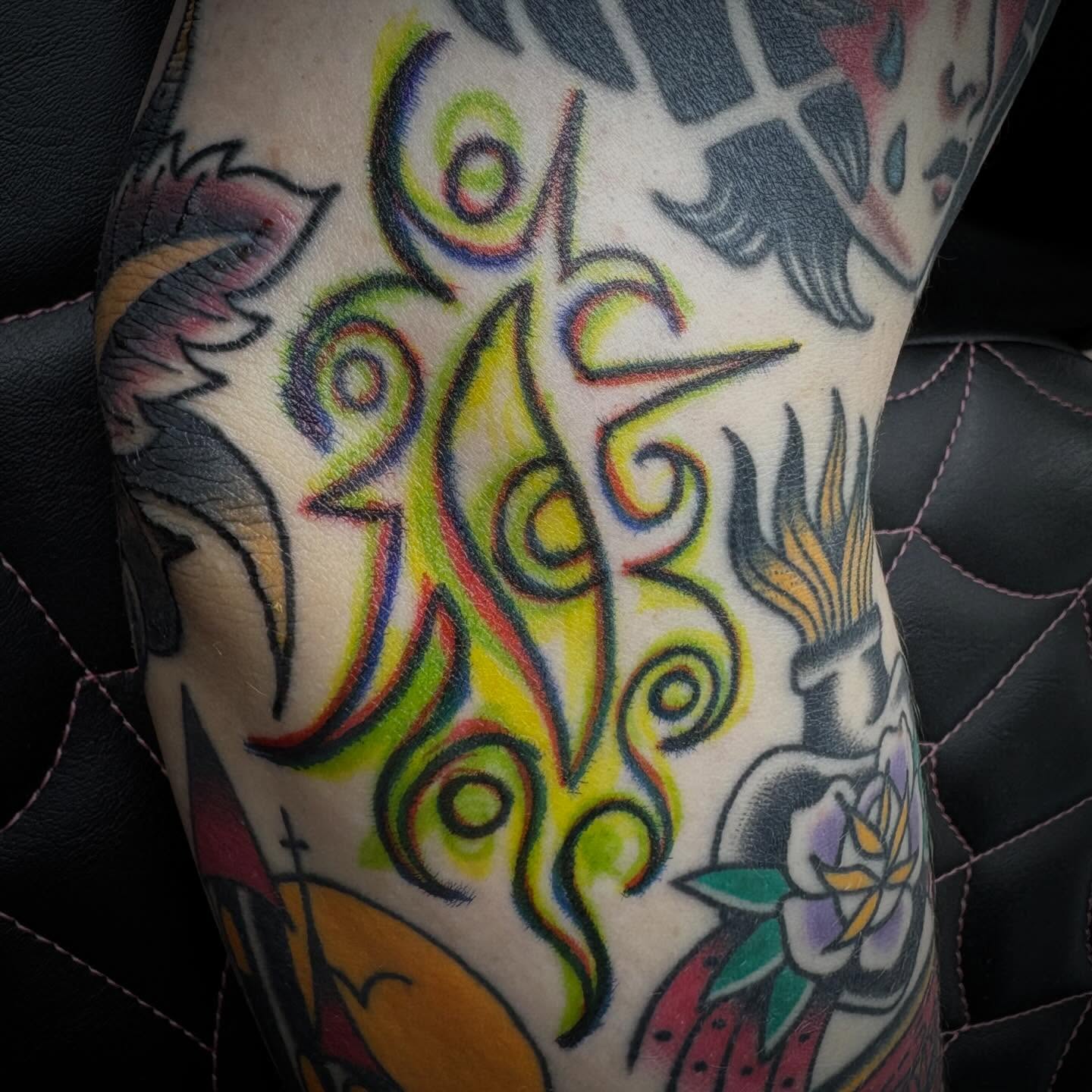 Tattoo by @tattoosbyallyy — new_school, tribal