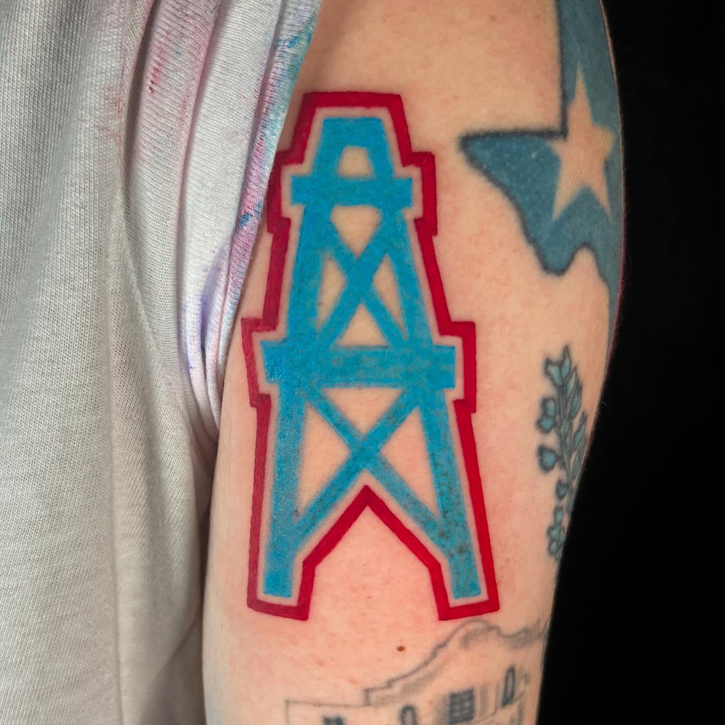 Tattoo by @maiapizarro_art — american_traditional