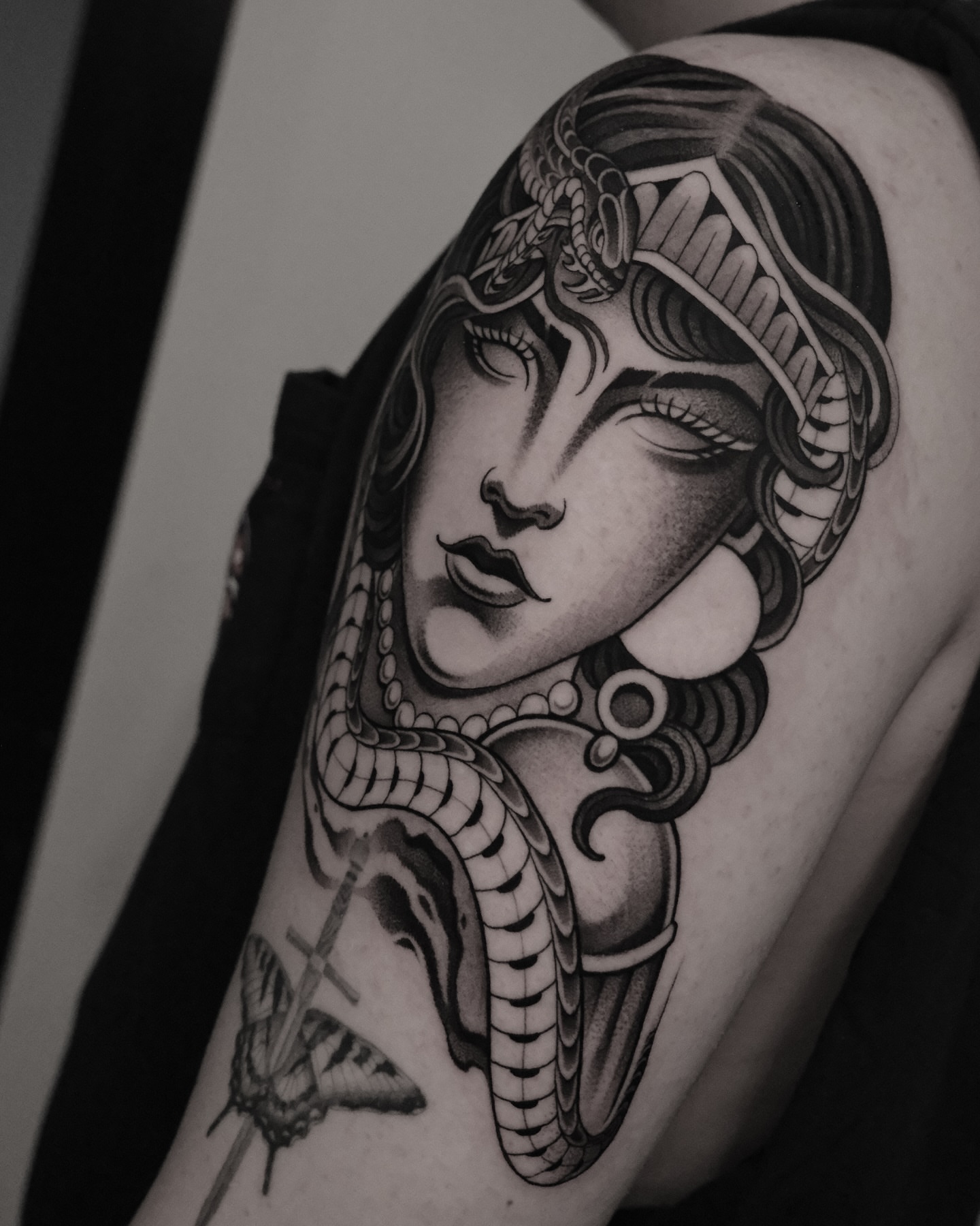 Woman with snake American traditional tattoo on the shoulder by ๐ฃ๐๐๐ ๐๐ ๐ฆ๐๐๐ฉ๐