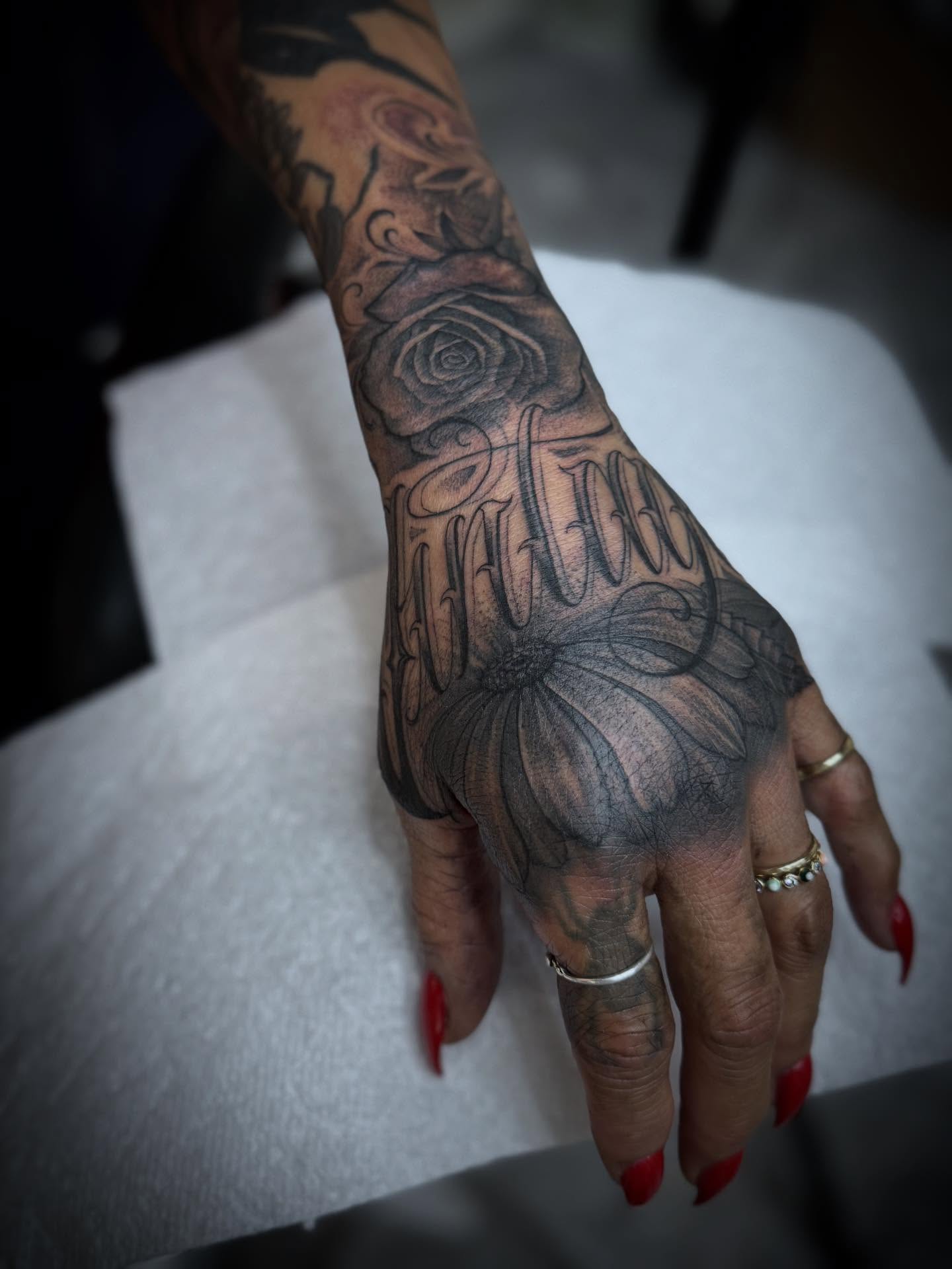 Tattoo by @cesarbee — black_and_grey, realism