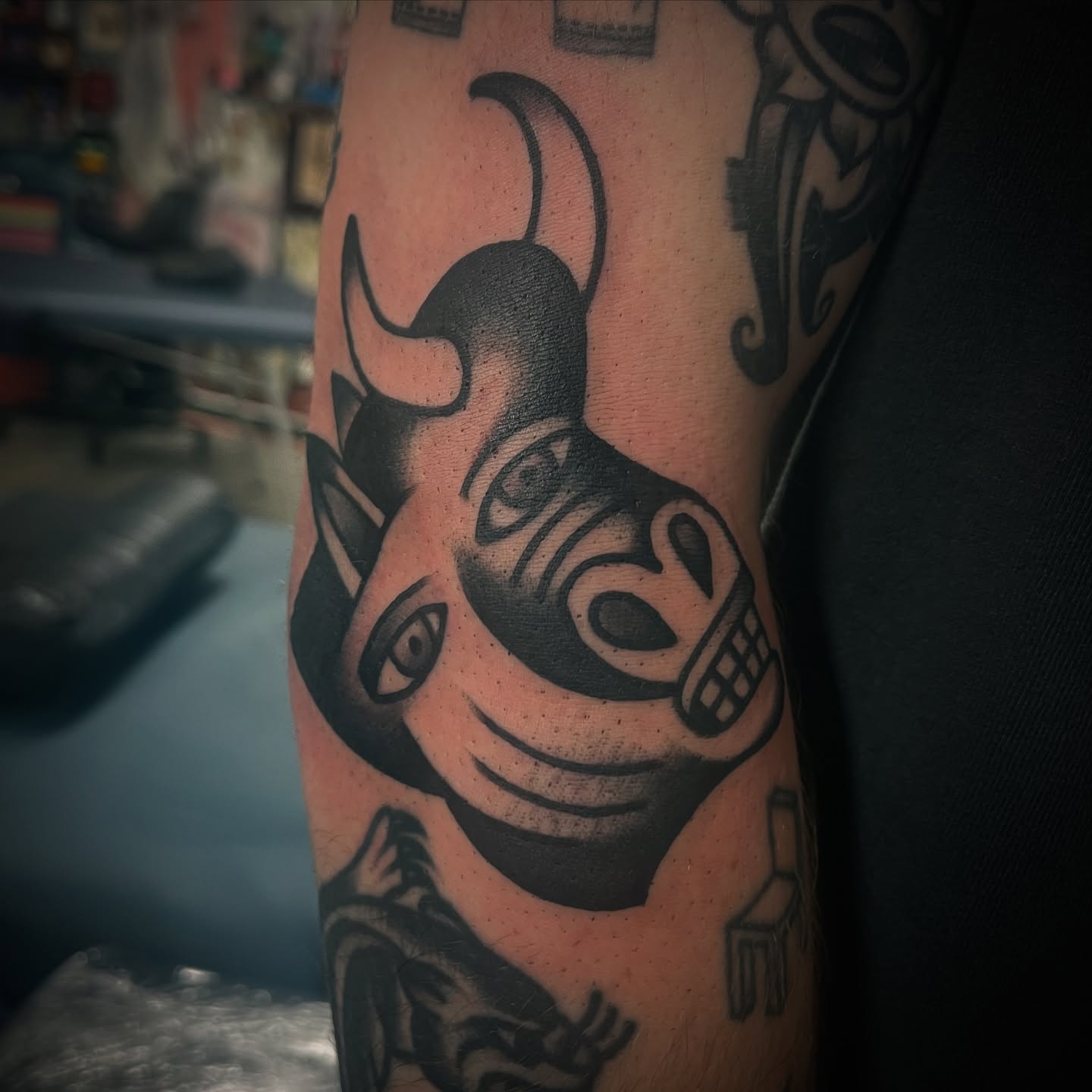 Bull skull American traditional tattoo on the forearm by Deya Aven, Nashville, Tennessee