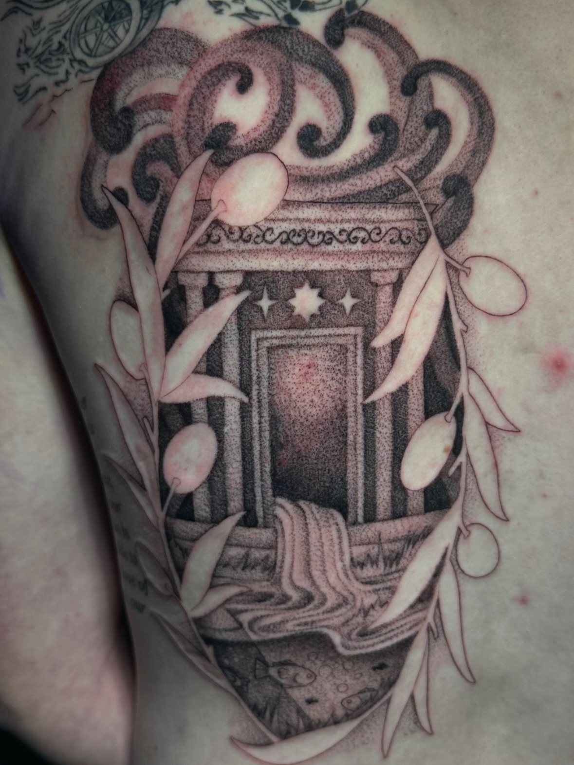 Tattoo by @hb_tattooer — black_and_grey
