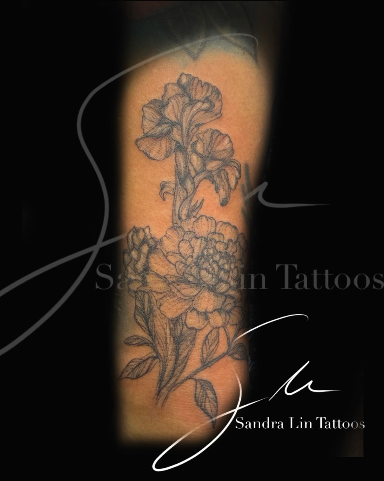 Tattoo by @_sandralintattoos — black_and_grey
