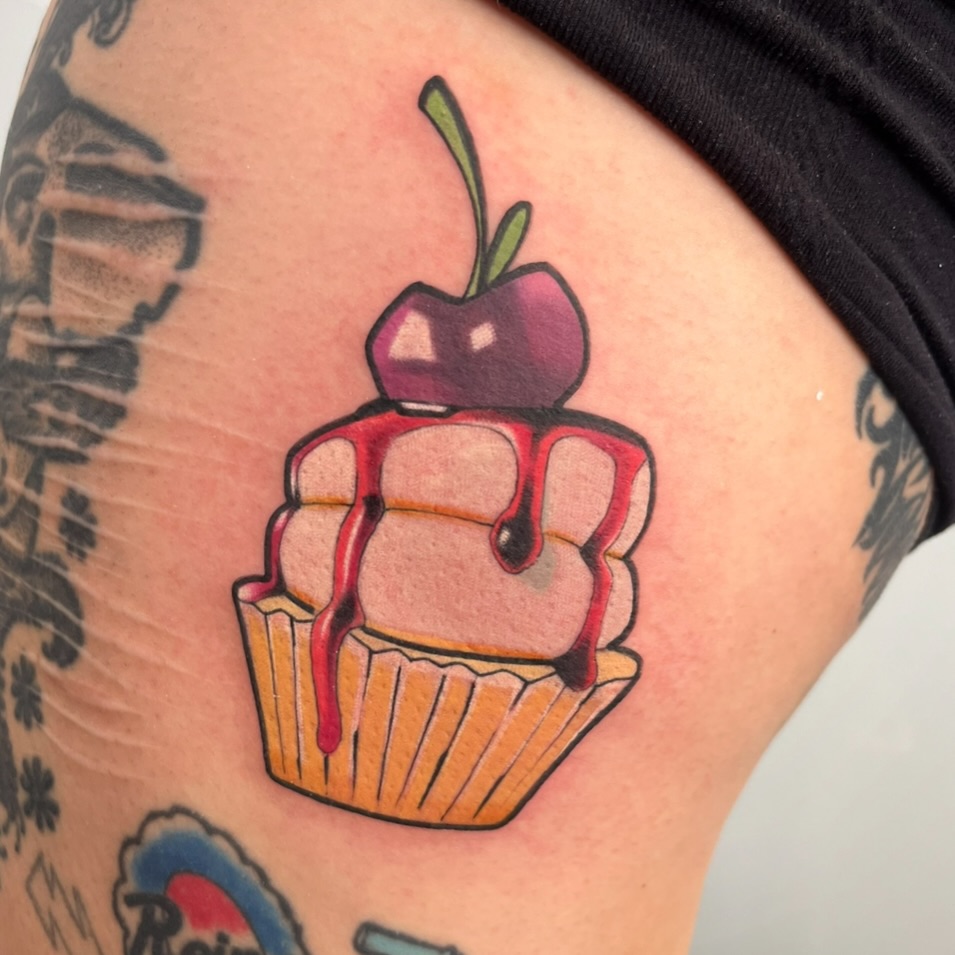 Tattoo by @emmahelmeczy_ โ american_traditional