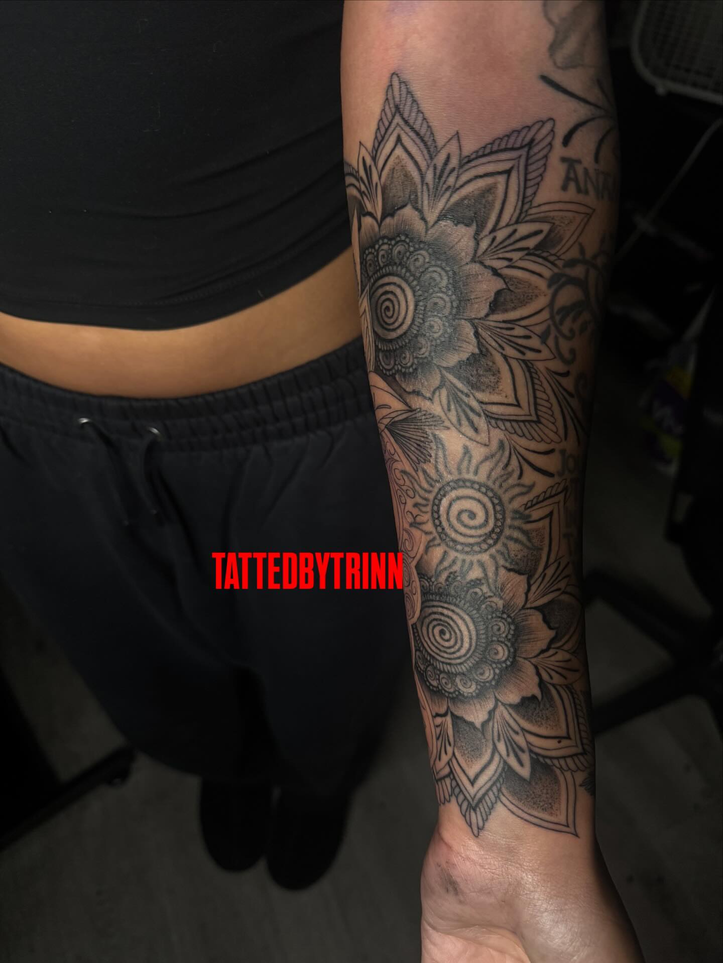 Tattoo by @tattedbytrinn — black_and_grey, geometric