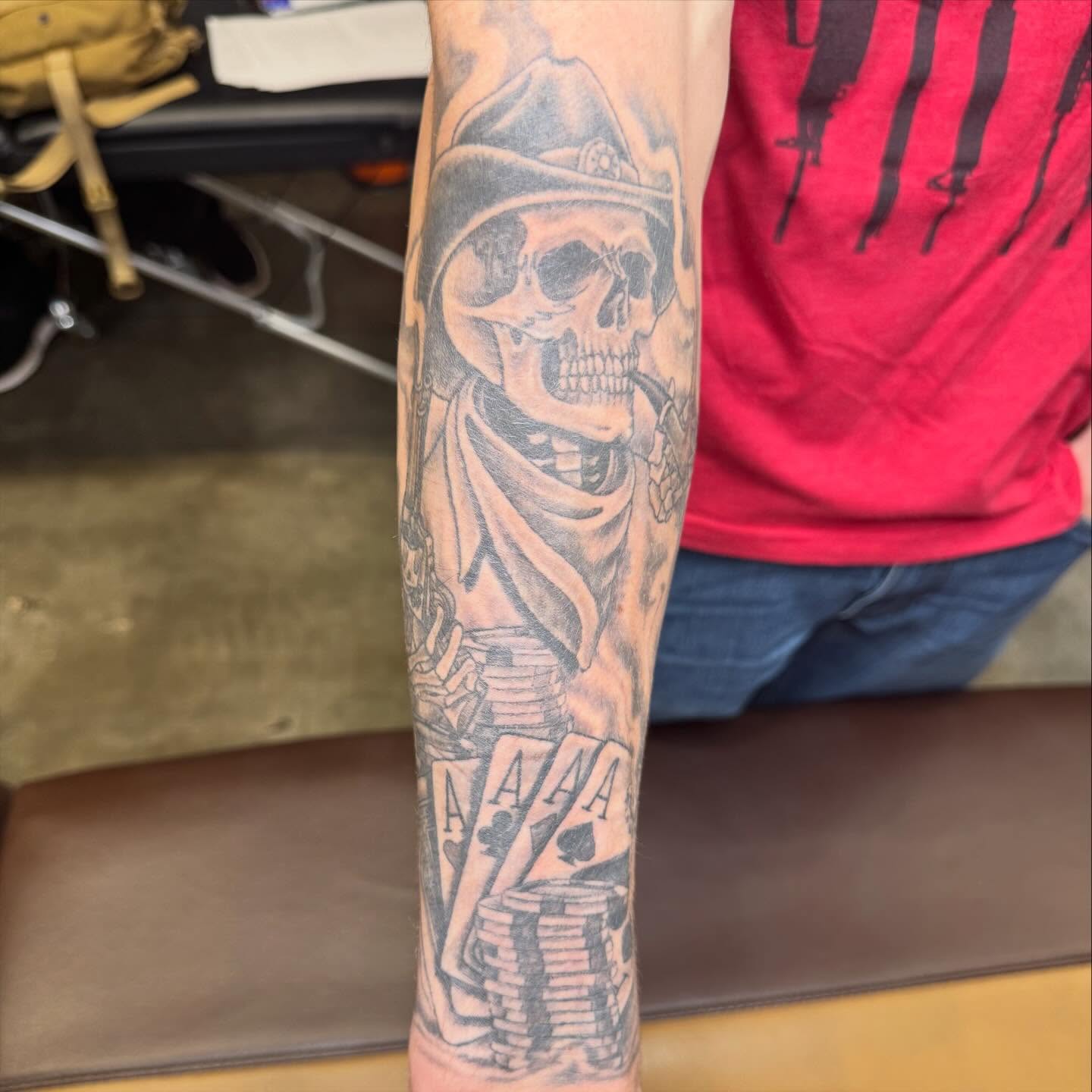 Tattoo by @bobbyjoeward — black_and_grey