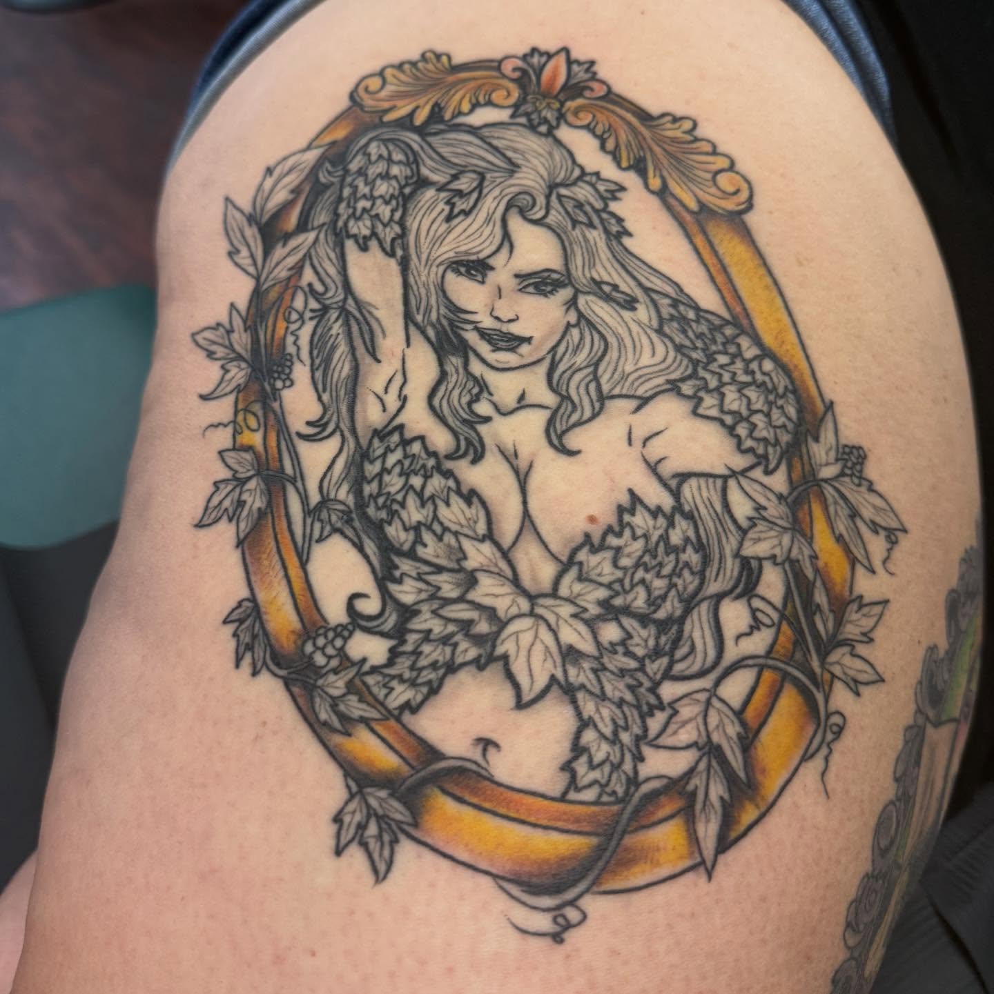 Tattoo by @itsglitter — black_and_grey