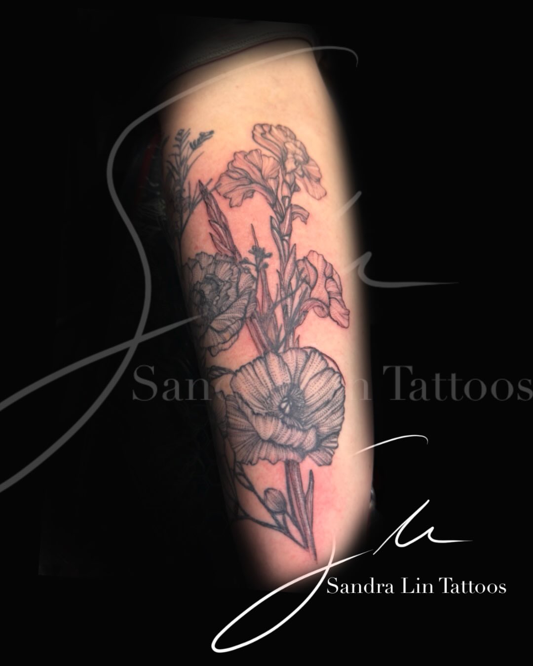 Tattoo by @_sandralintattoos — black_and_grey