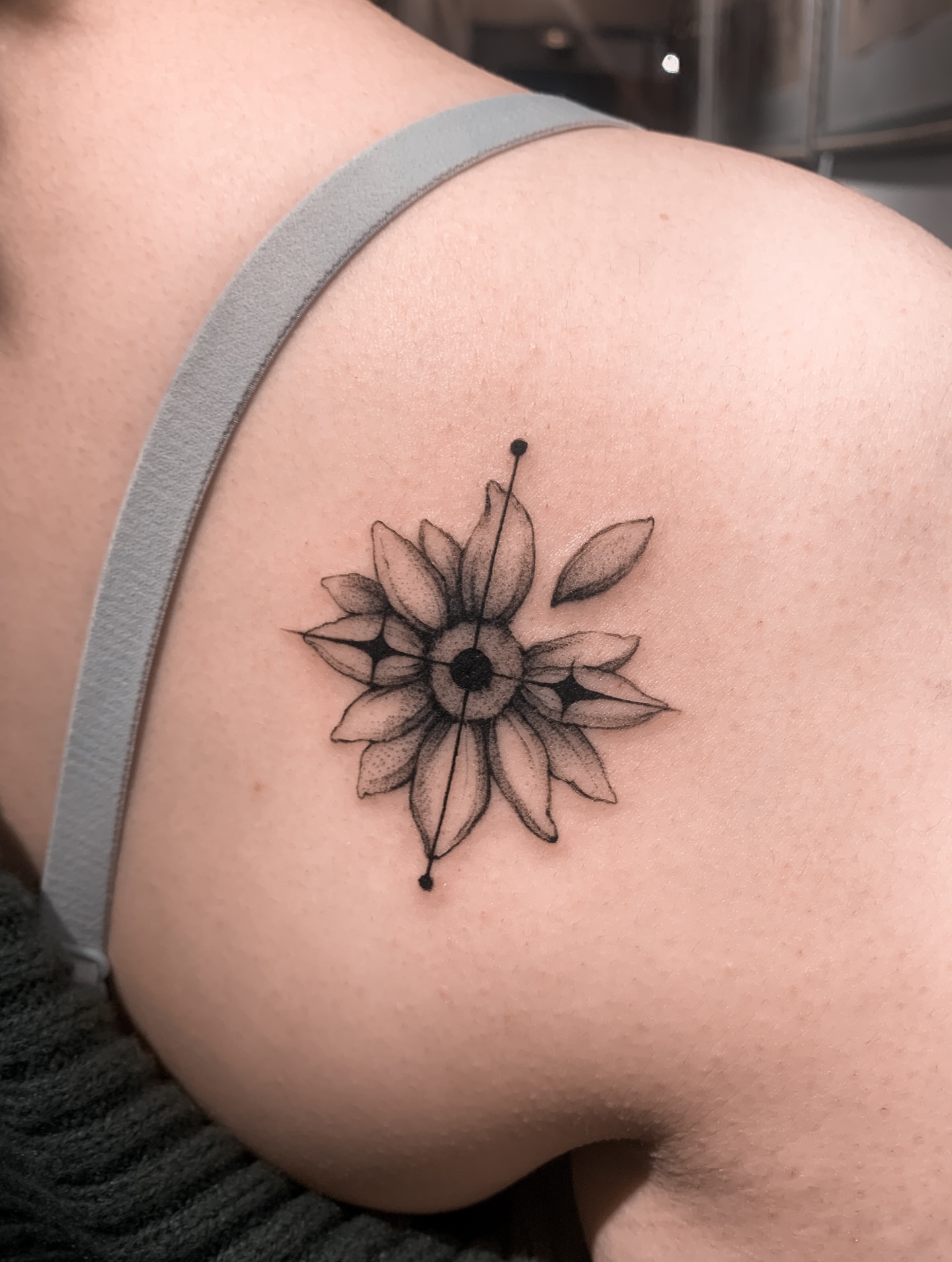 Tattoo by @__21.tattooworkerz__ — dotwork, geometric