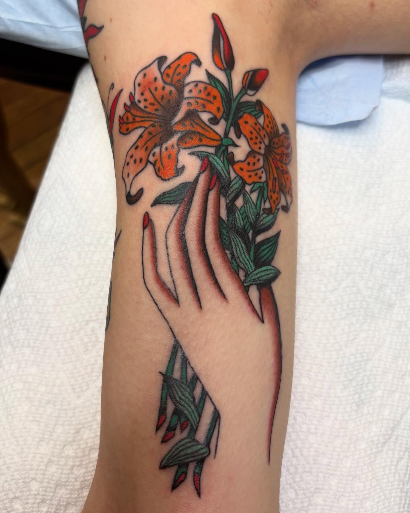 Tattoo by @homesicktat2 — american_traditional