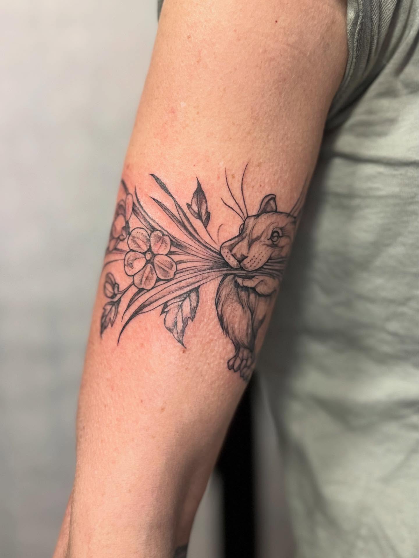Tattoo by @zoeloutattoo — black_and_grey