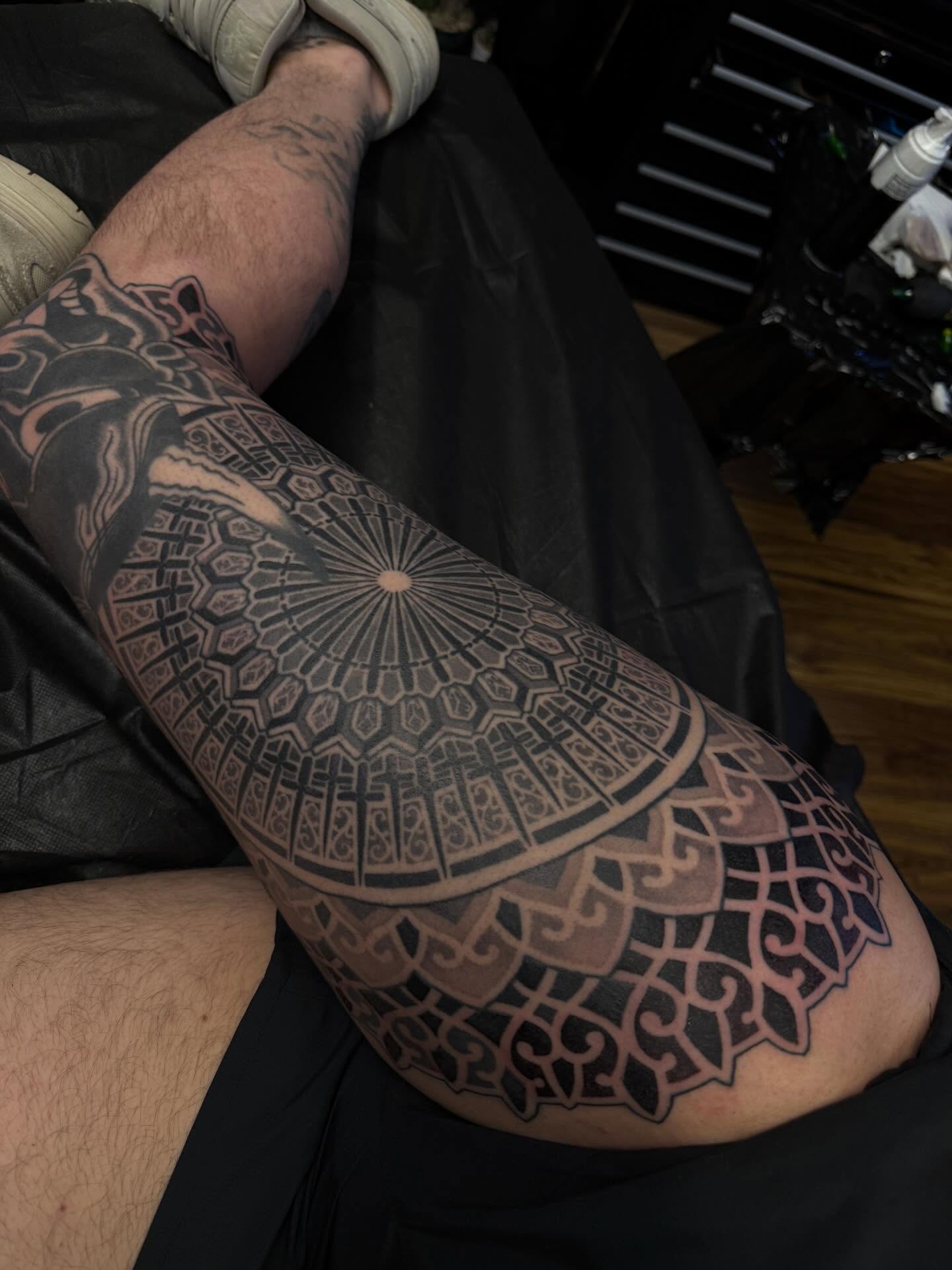 Tattoo by @jymicalkins — geometric