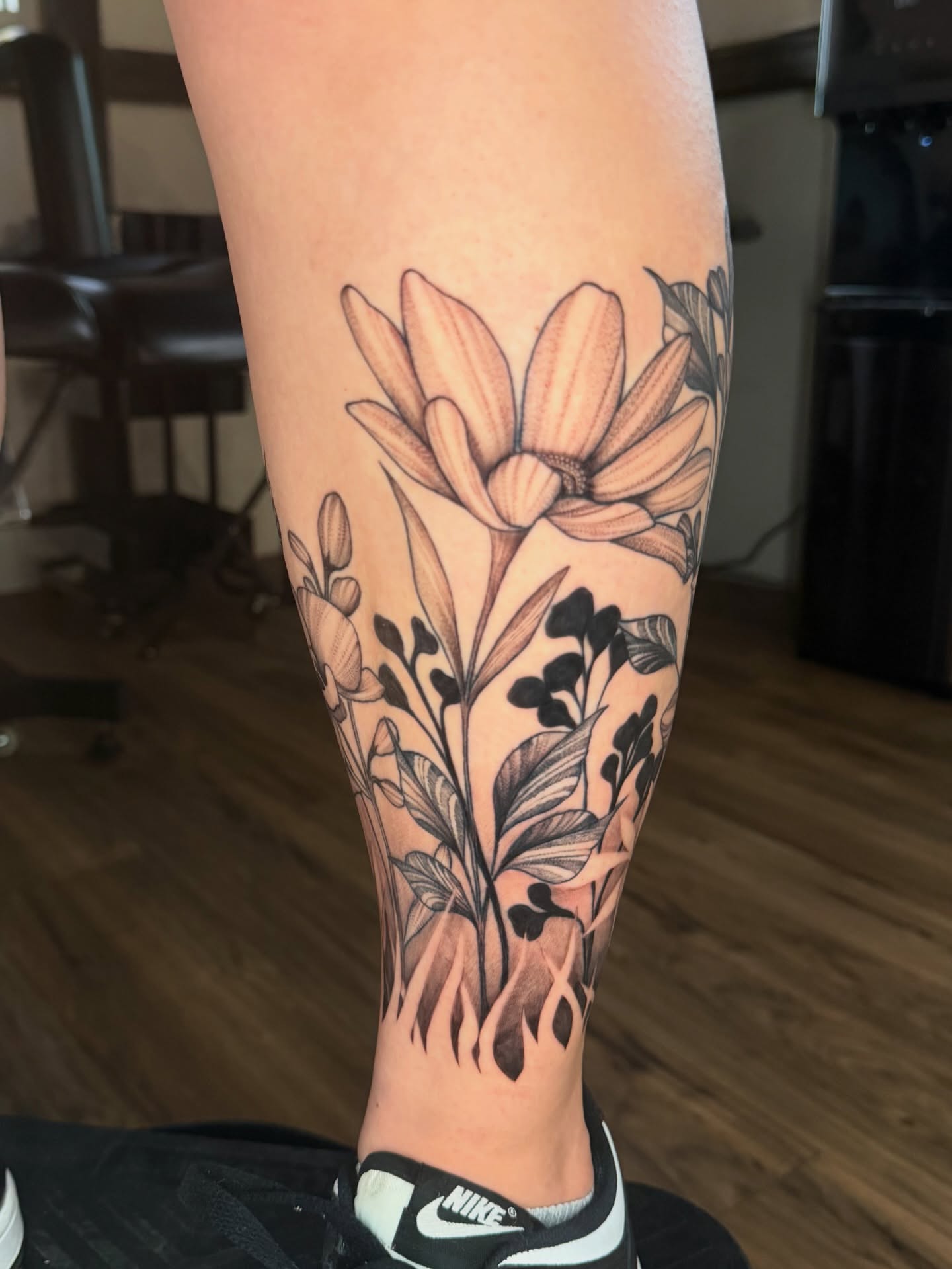 Sunflower black and grey tattoo on the calf by πππππ βππ£π£ππ€ππ , Tucson, Arizona