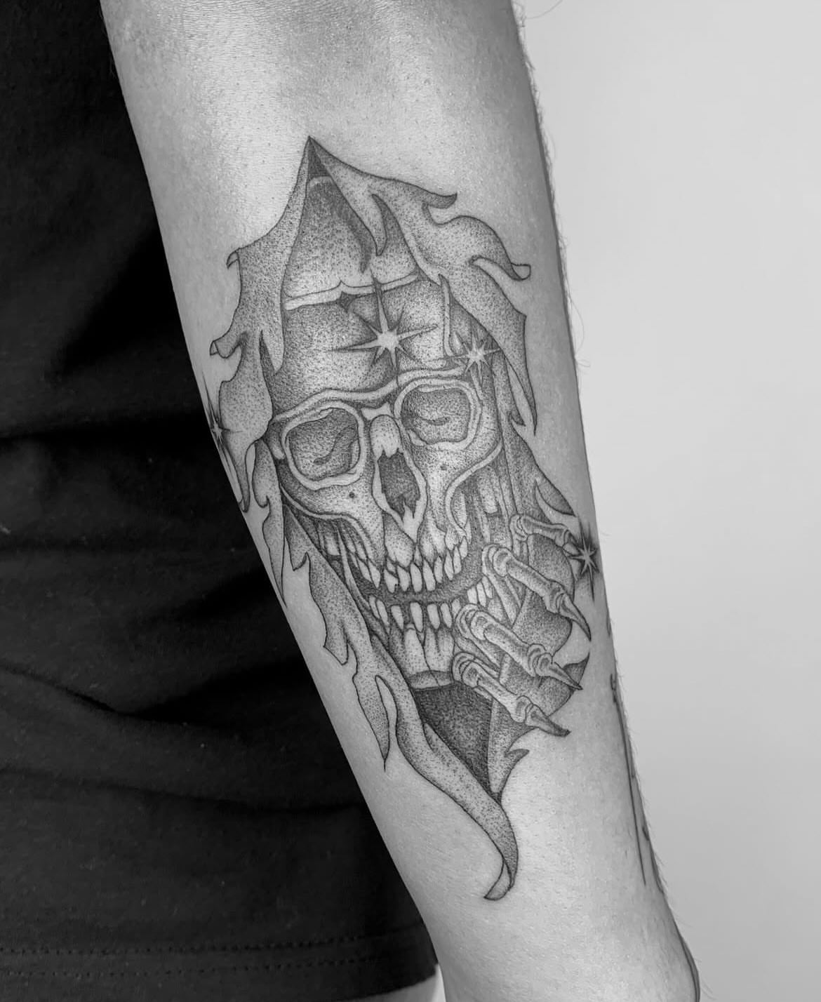Tattoo by @derosario__ — dotwork, realism